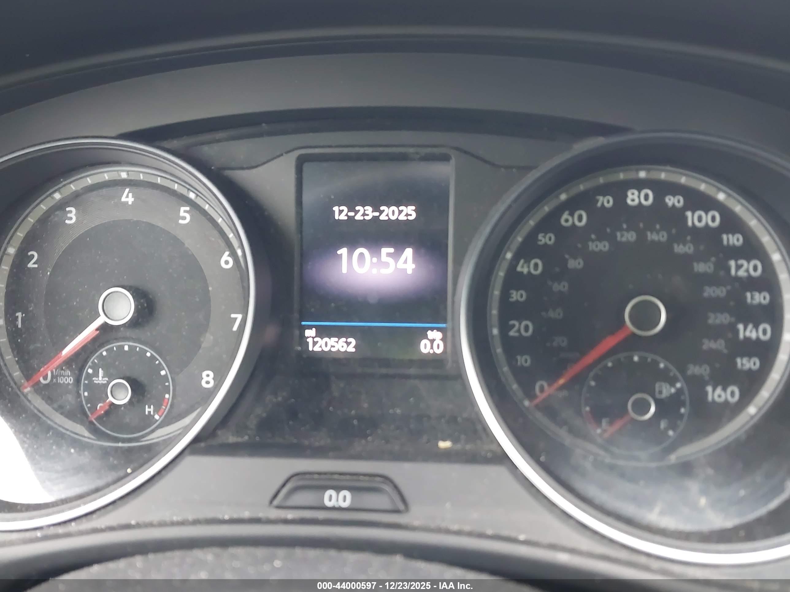 VOLKSWAGEN ATLAS image 7