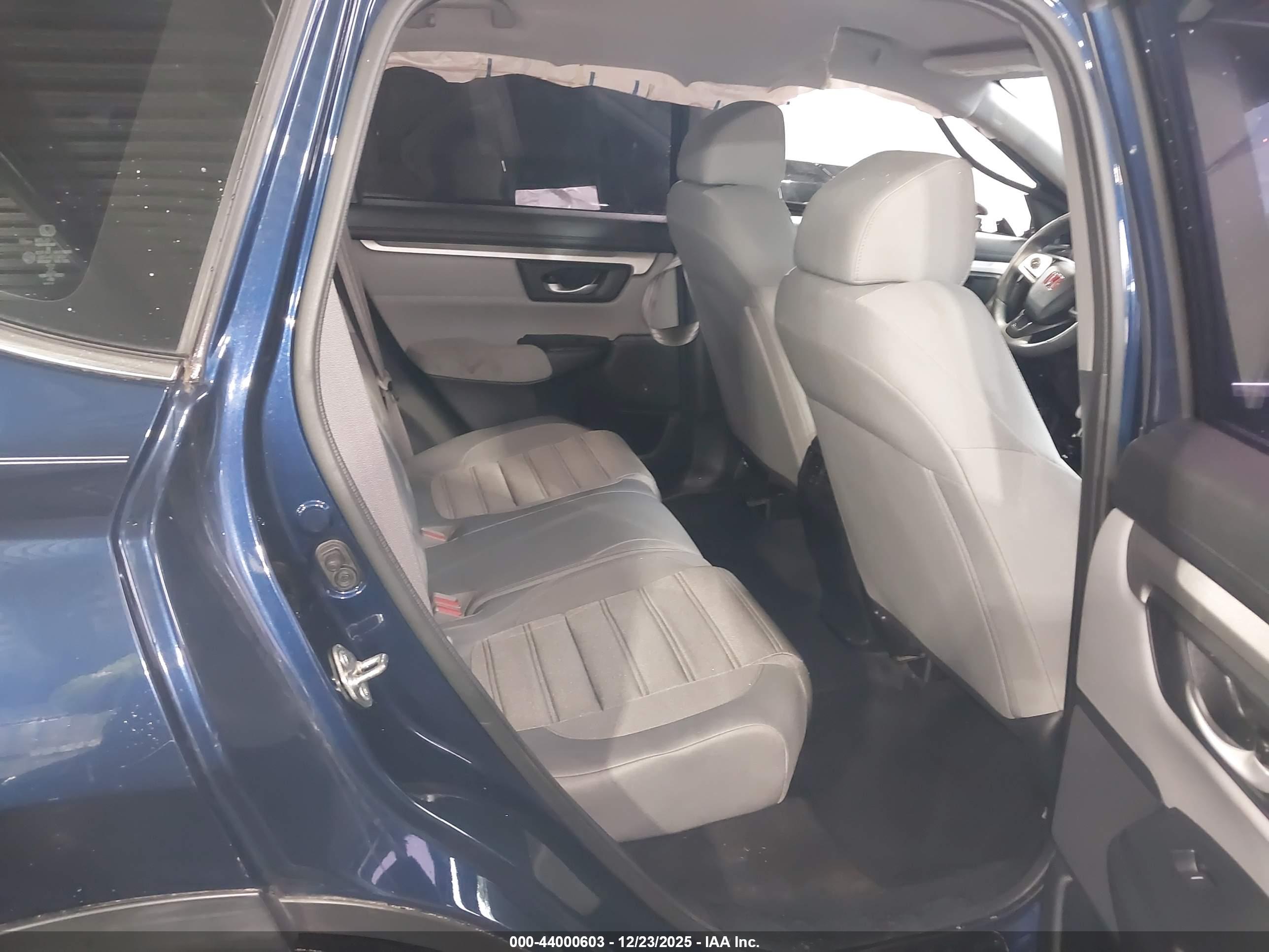 HONDA CR-V image 8