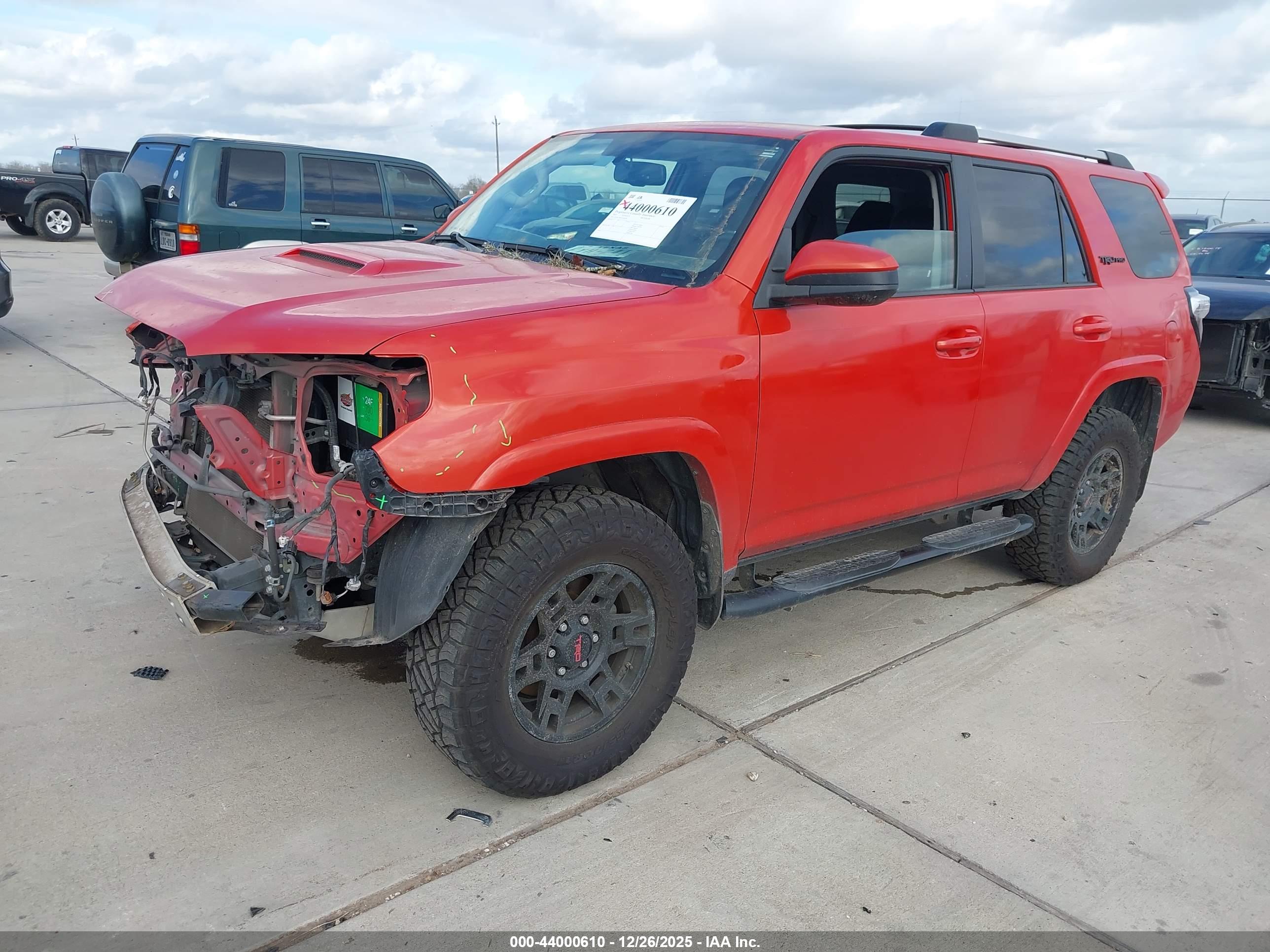 TOYOTA 4RUNNER image 2