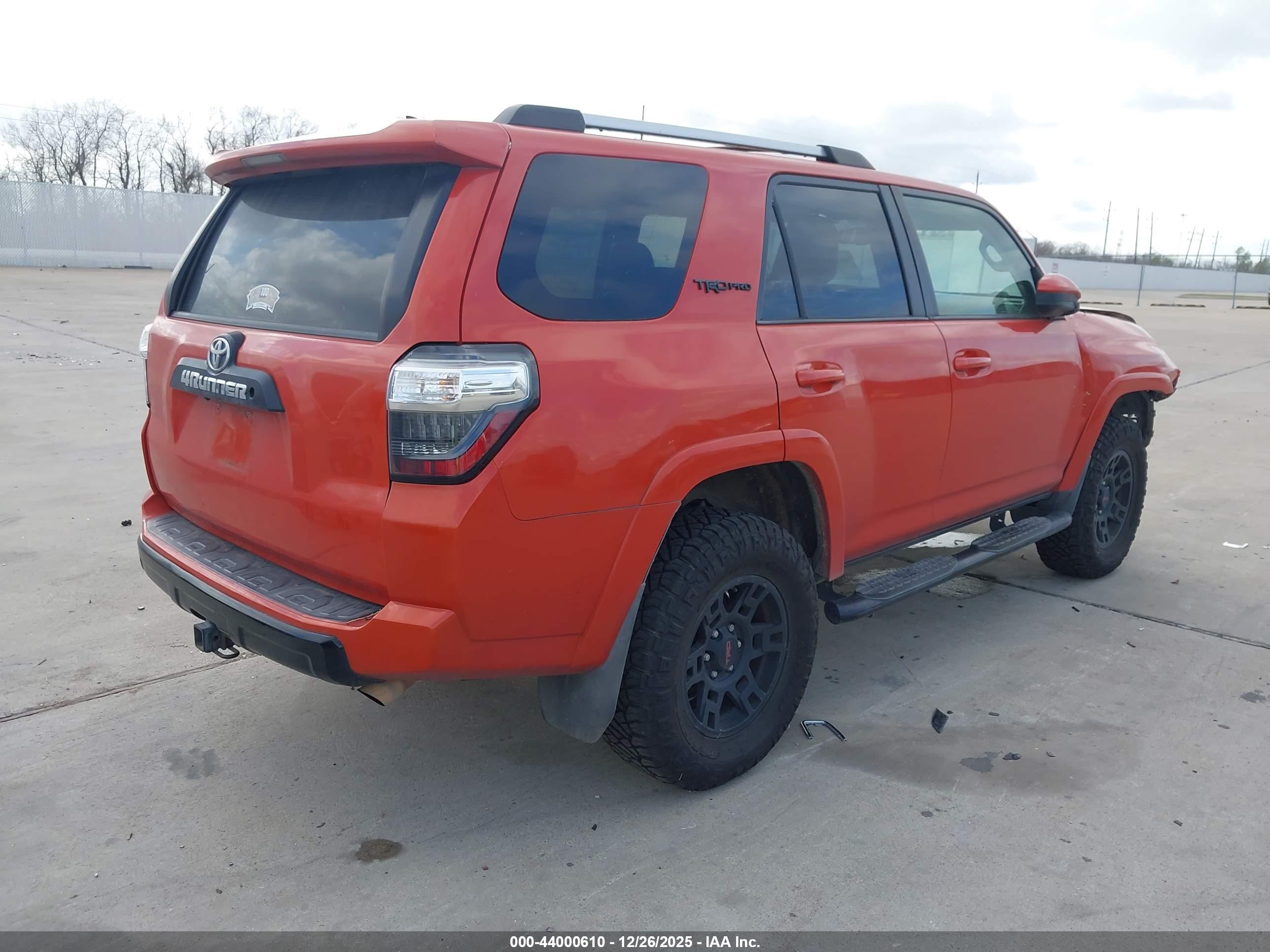 TOYOTA 4RUNNER image 4
