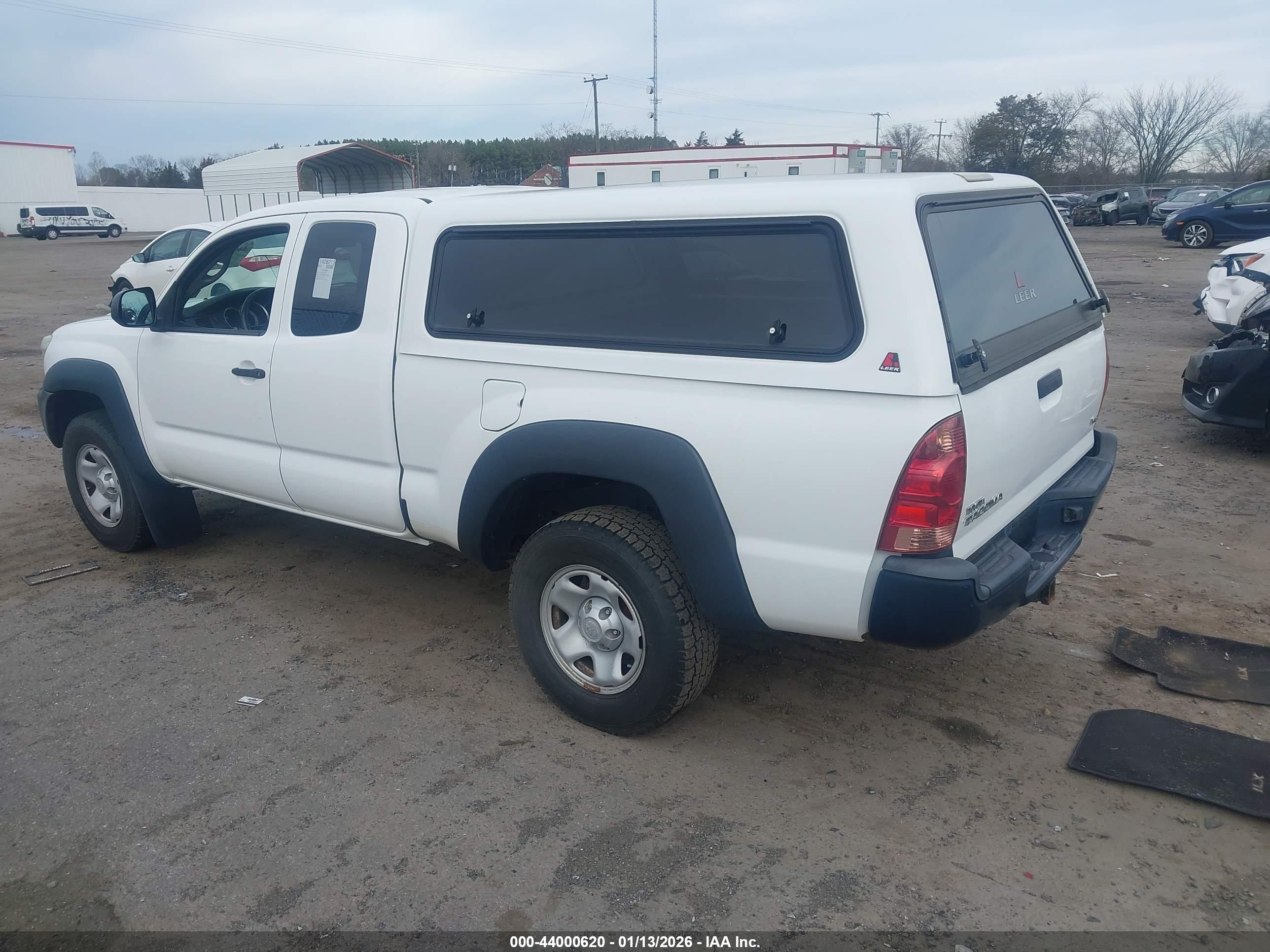 TOYOTA TACOMA image 3