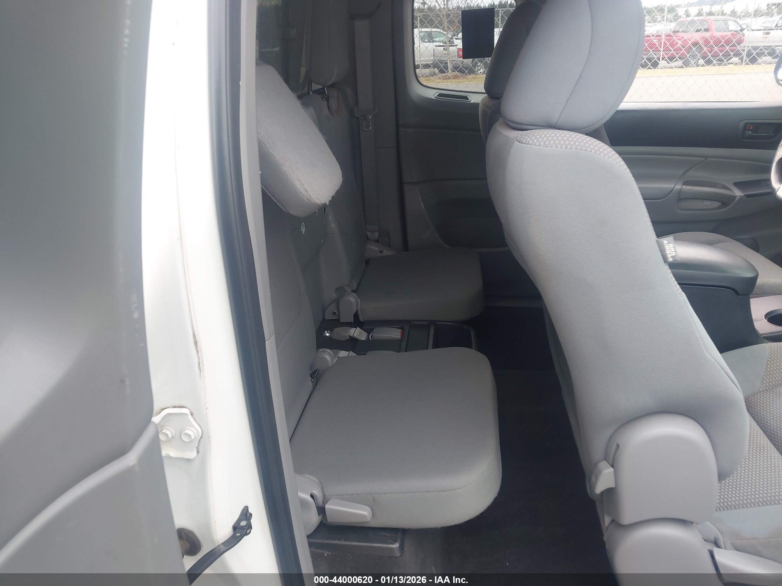 TOYOTA TACOMA image 8