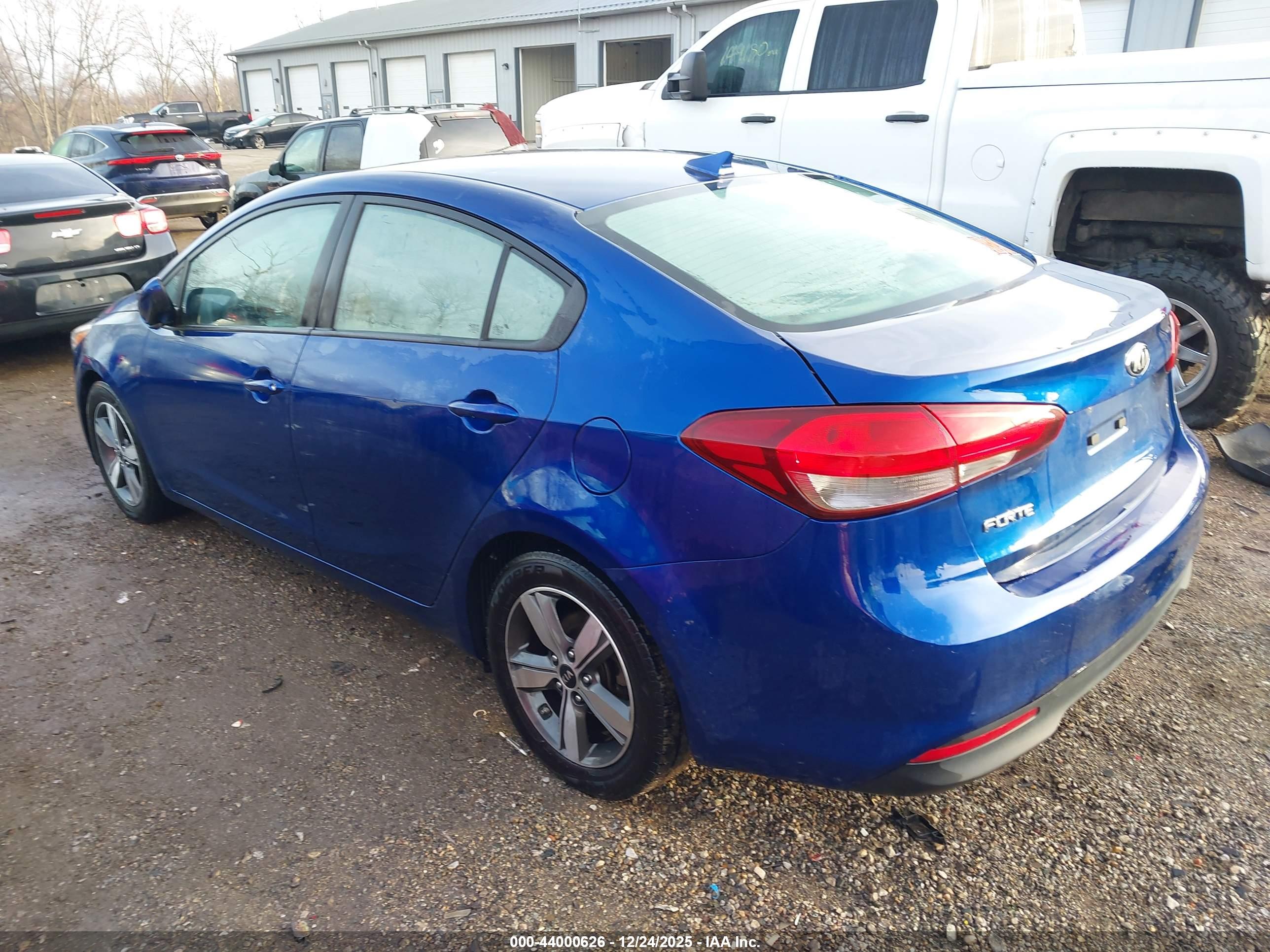 KIA FORTE image 3