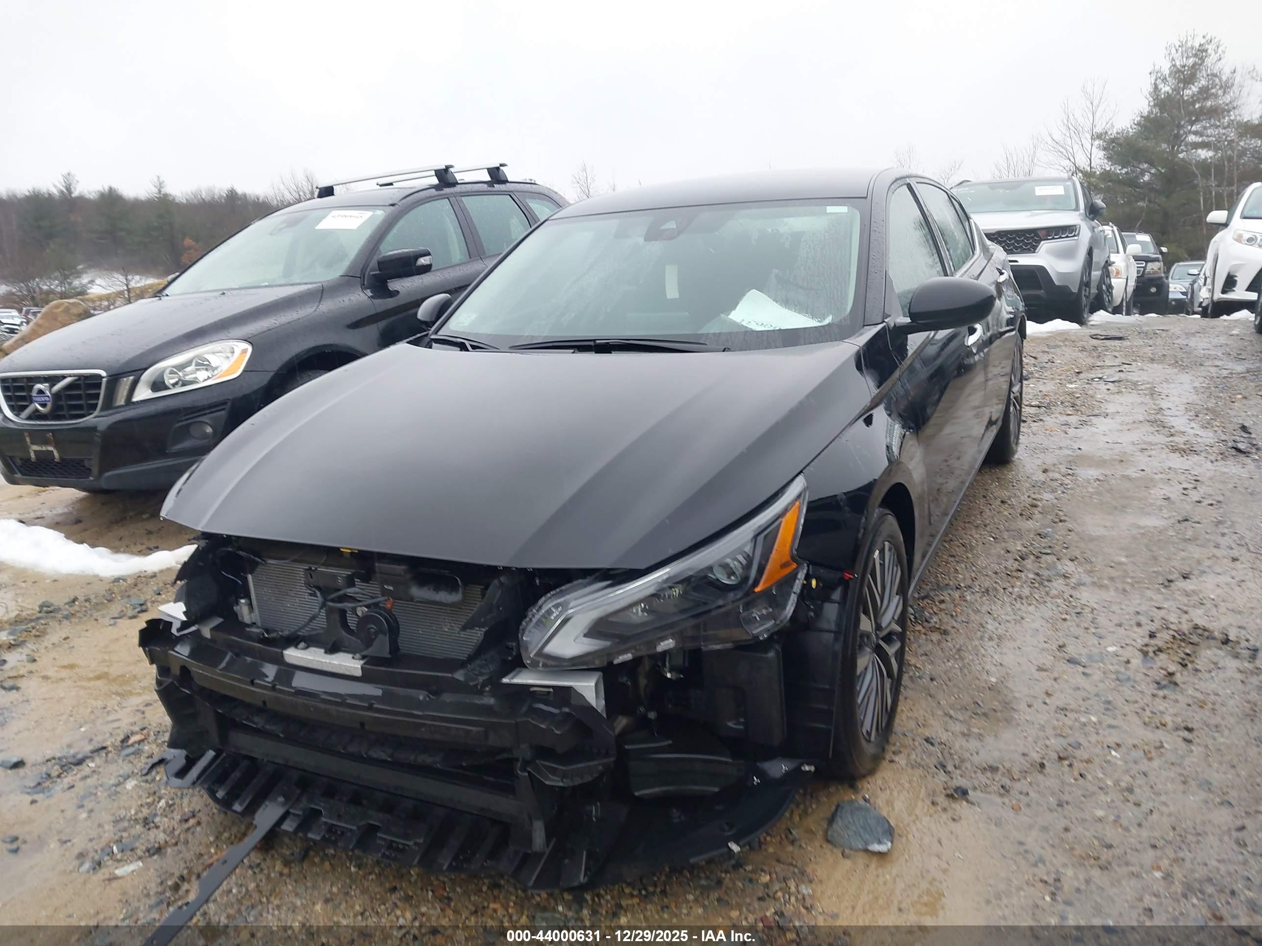 NISSAN ALTIMA image 2