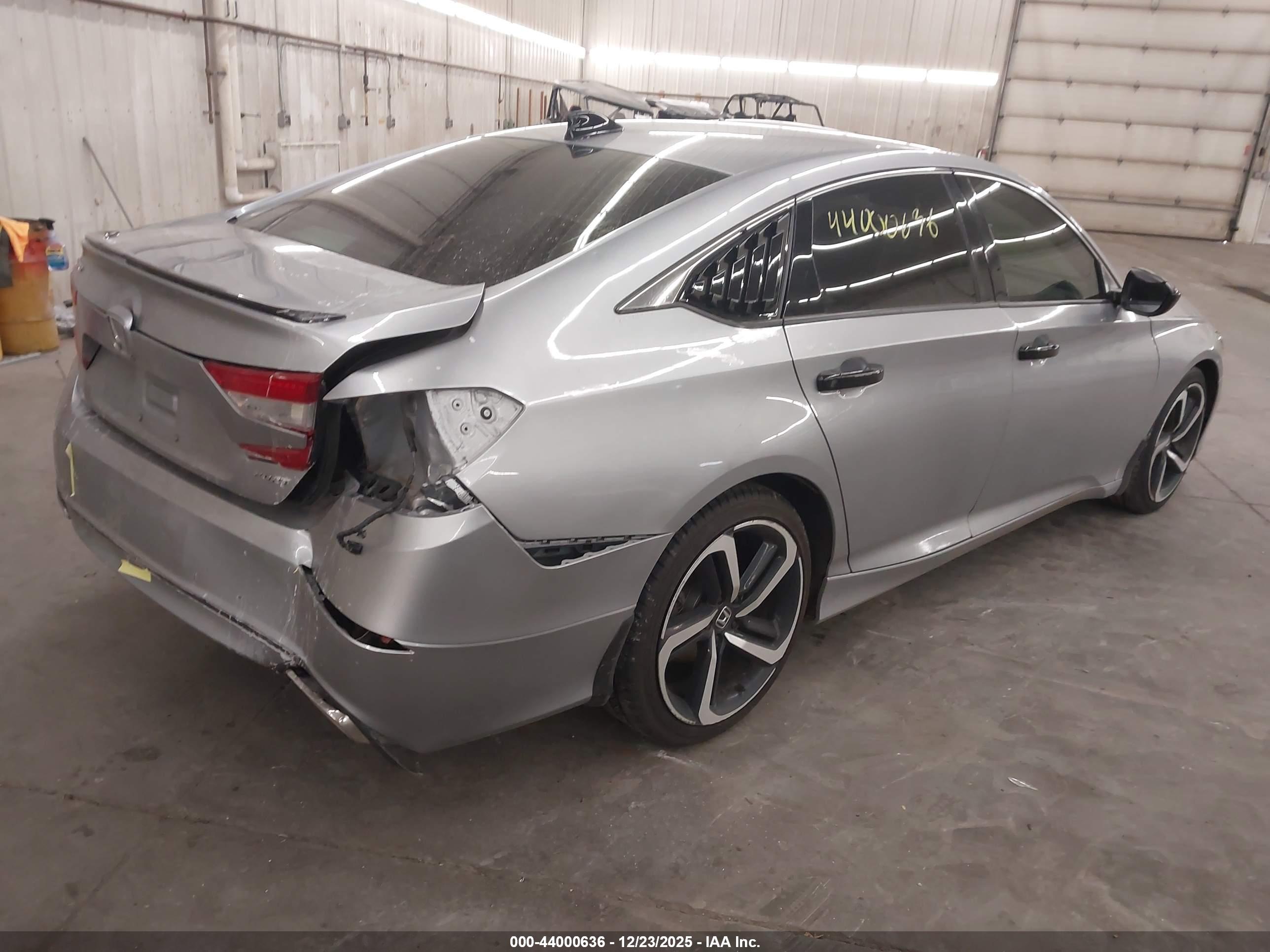HONDA ACCORD image 4