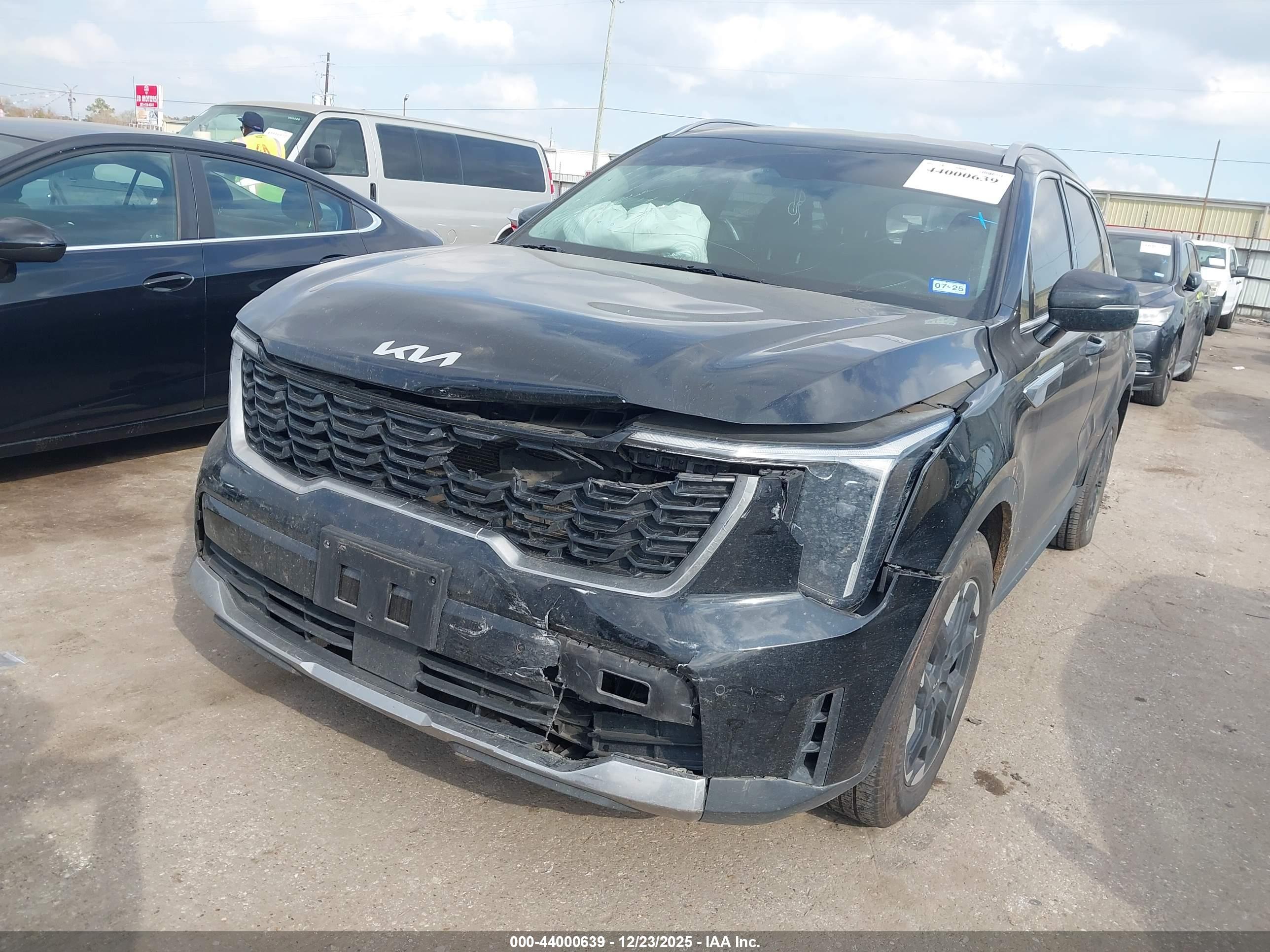 KIA SORENTO image 6