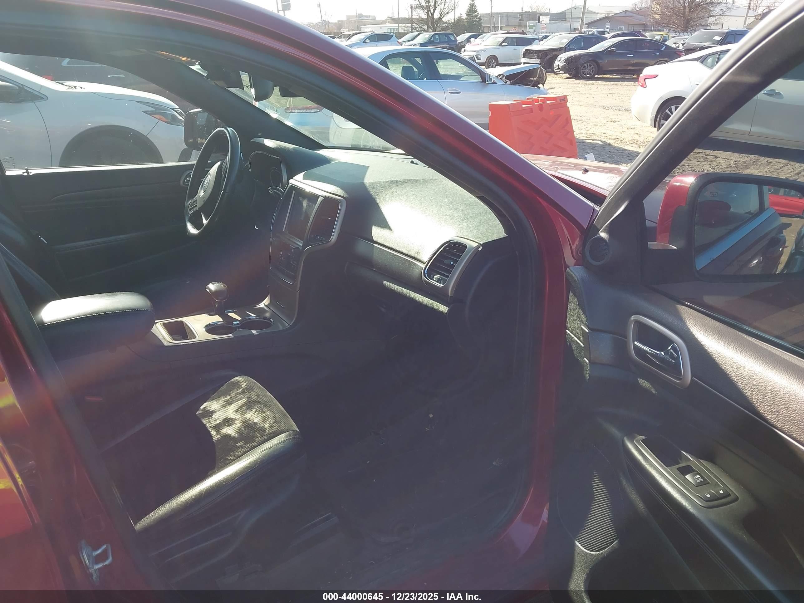 JEEP GRAND image 5