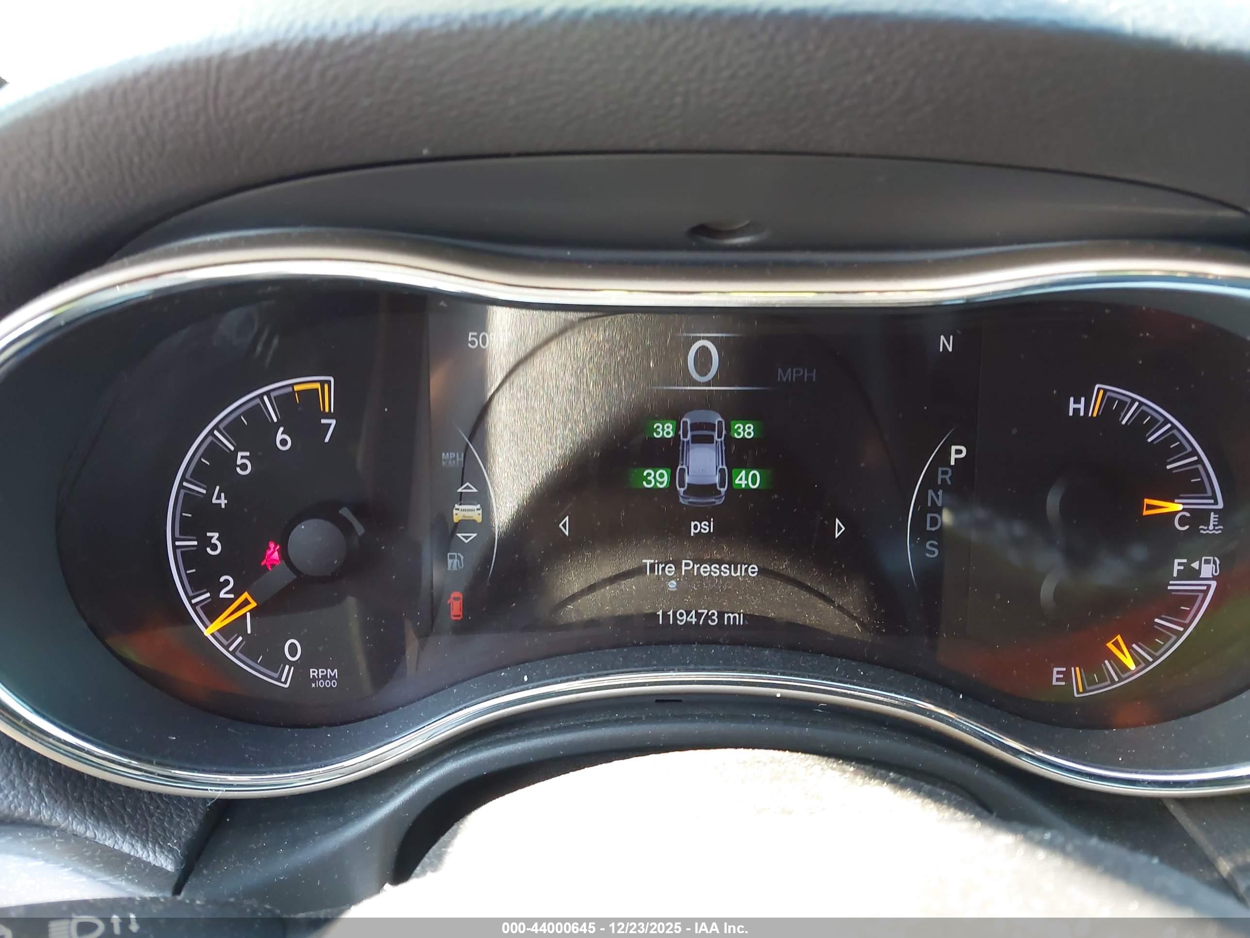 JEEP GRAND image 7