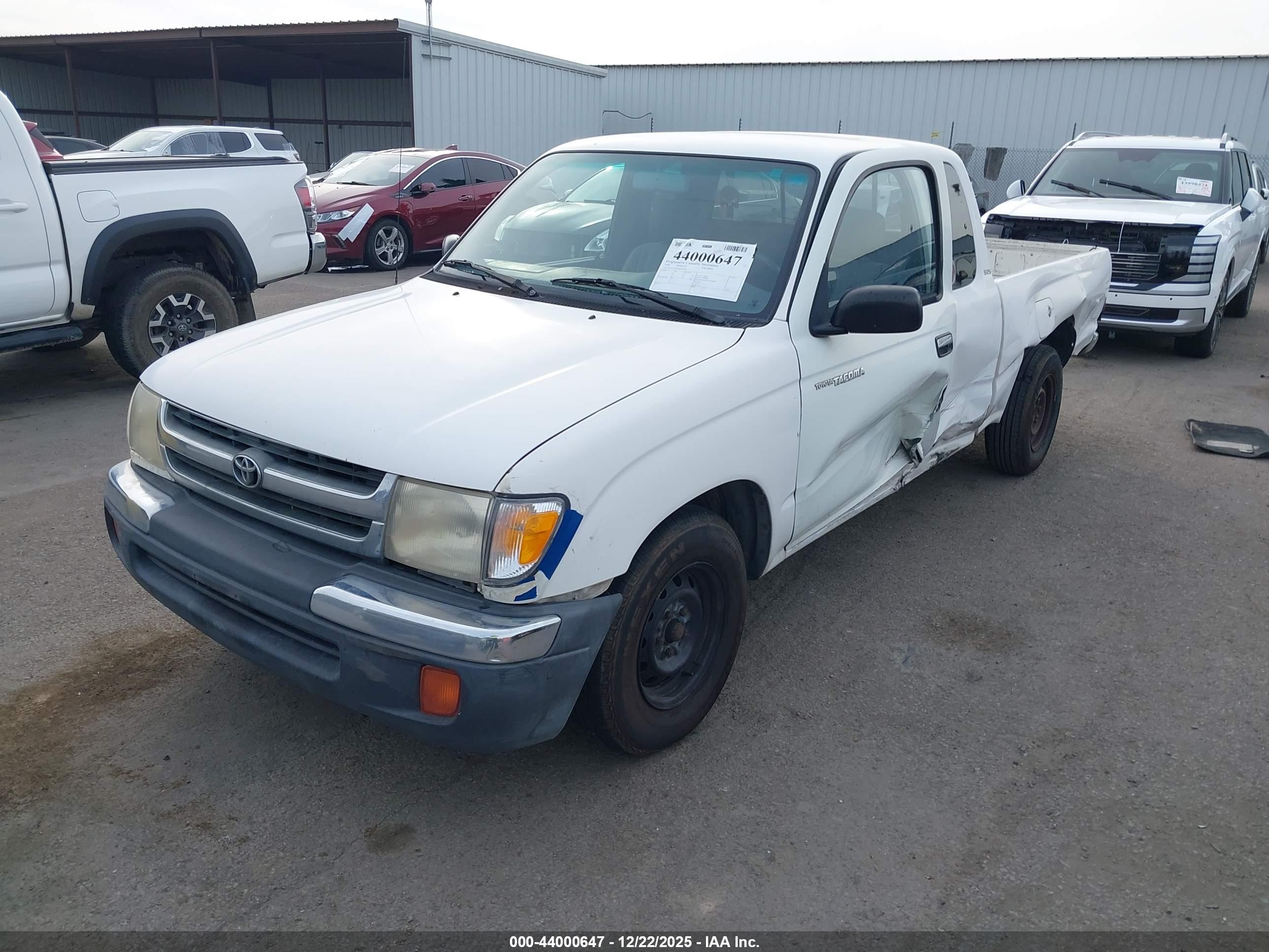 TOYOTA TACOMA image 2
