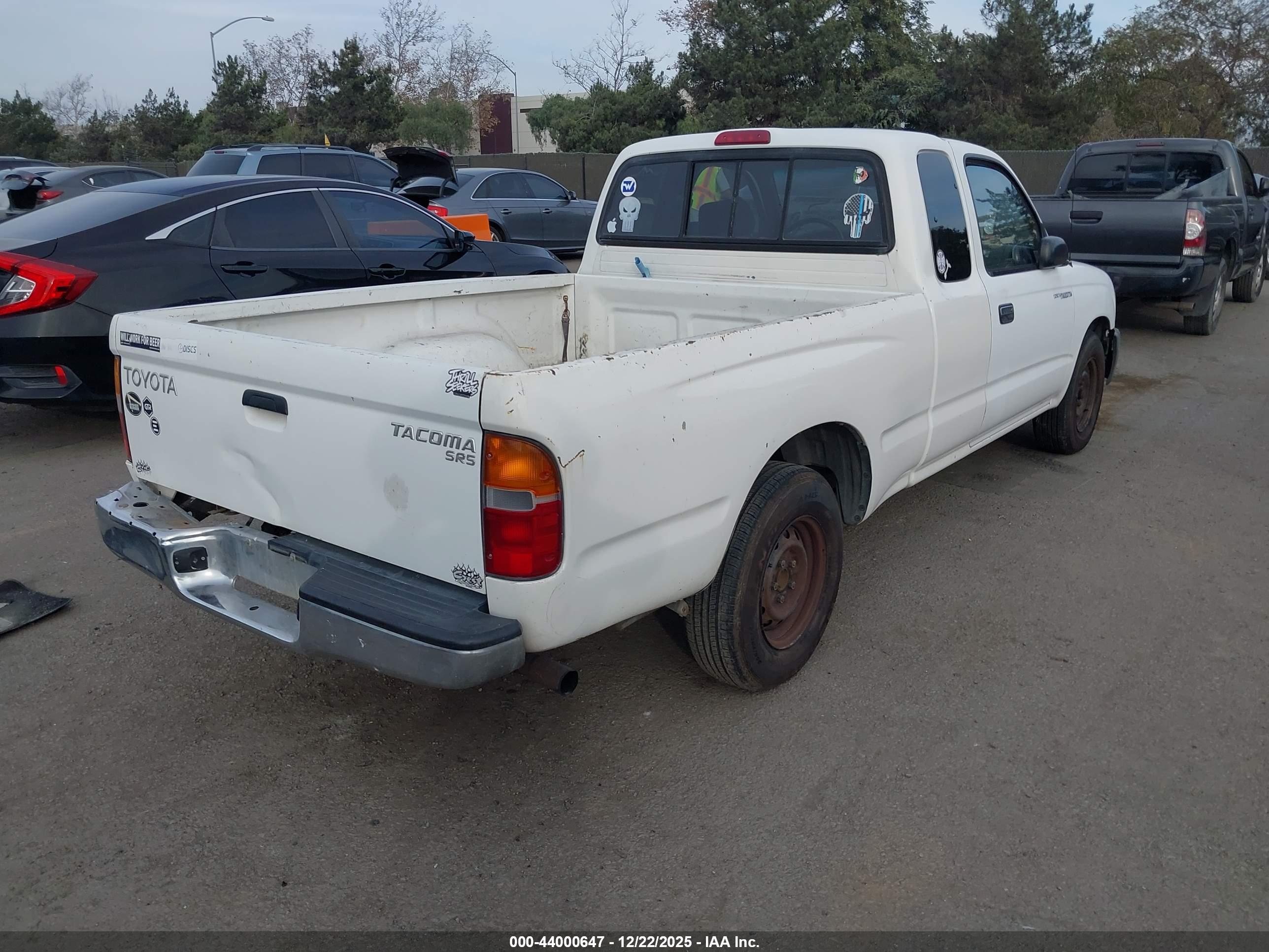TOYOTA TACOMA image 4