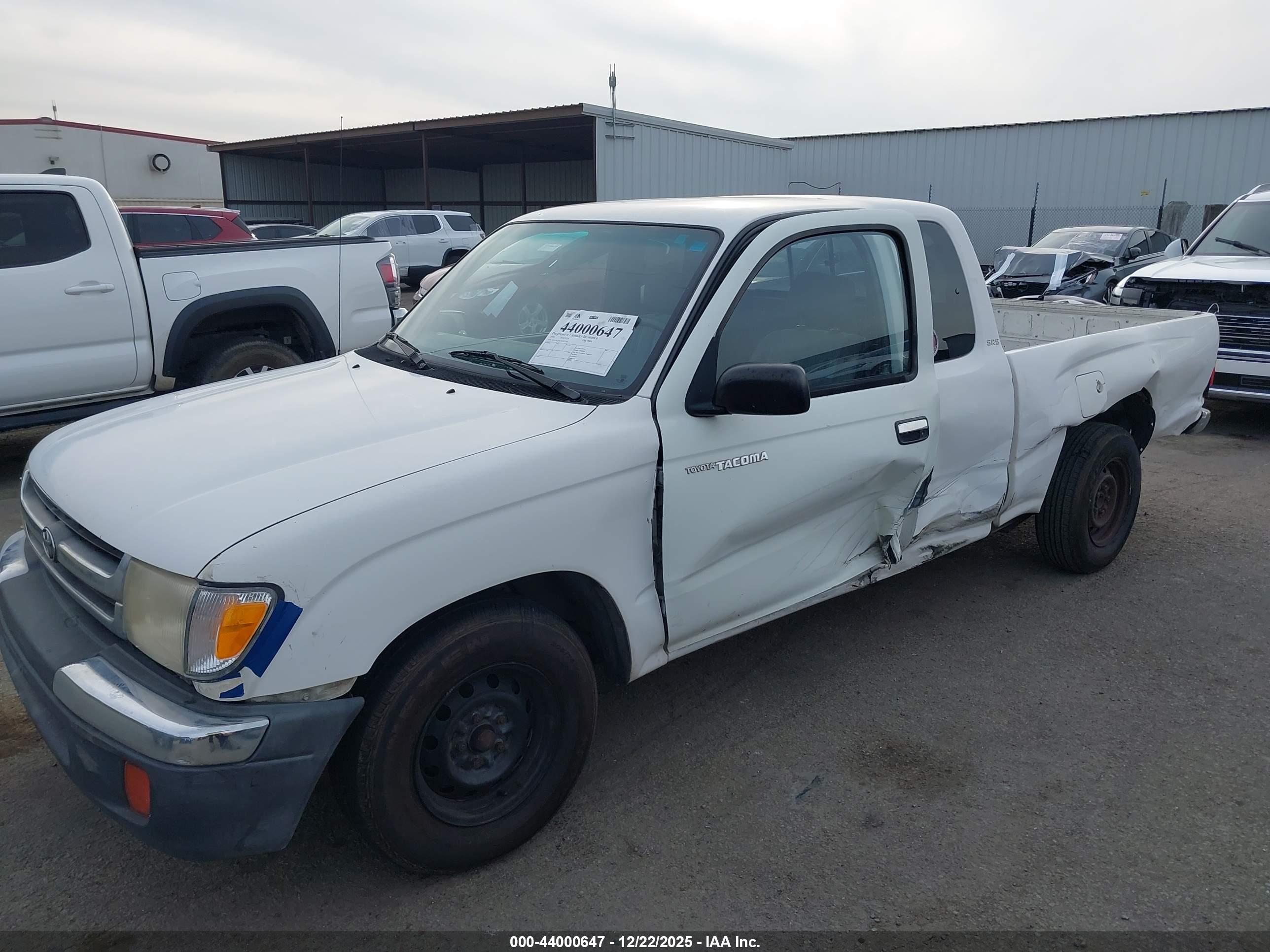TOYOTA TACOMA image 6