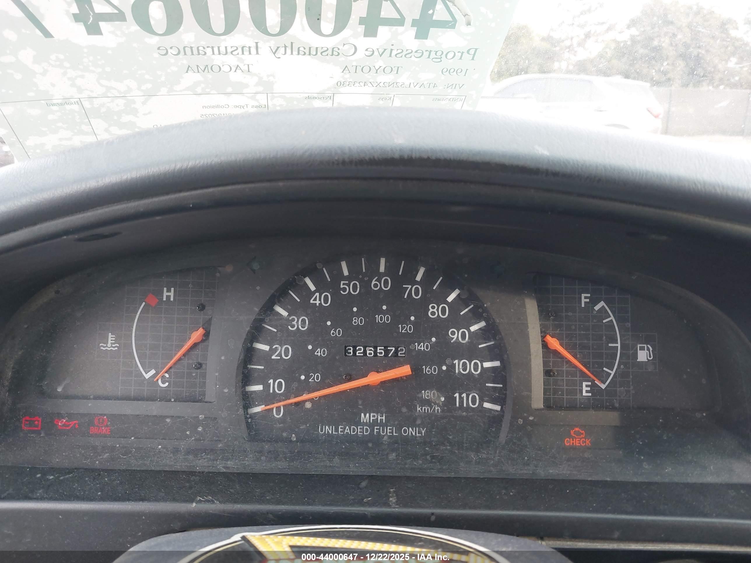 TOYOTA TACOMA image 7