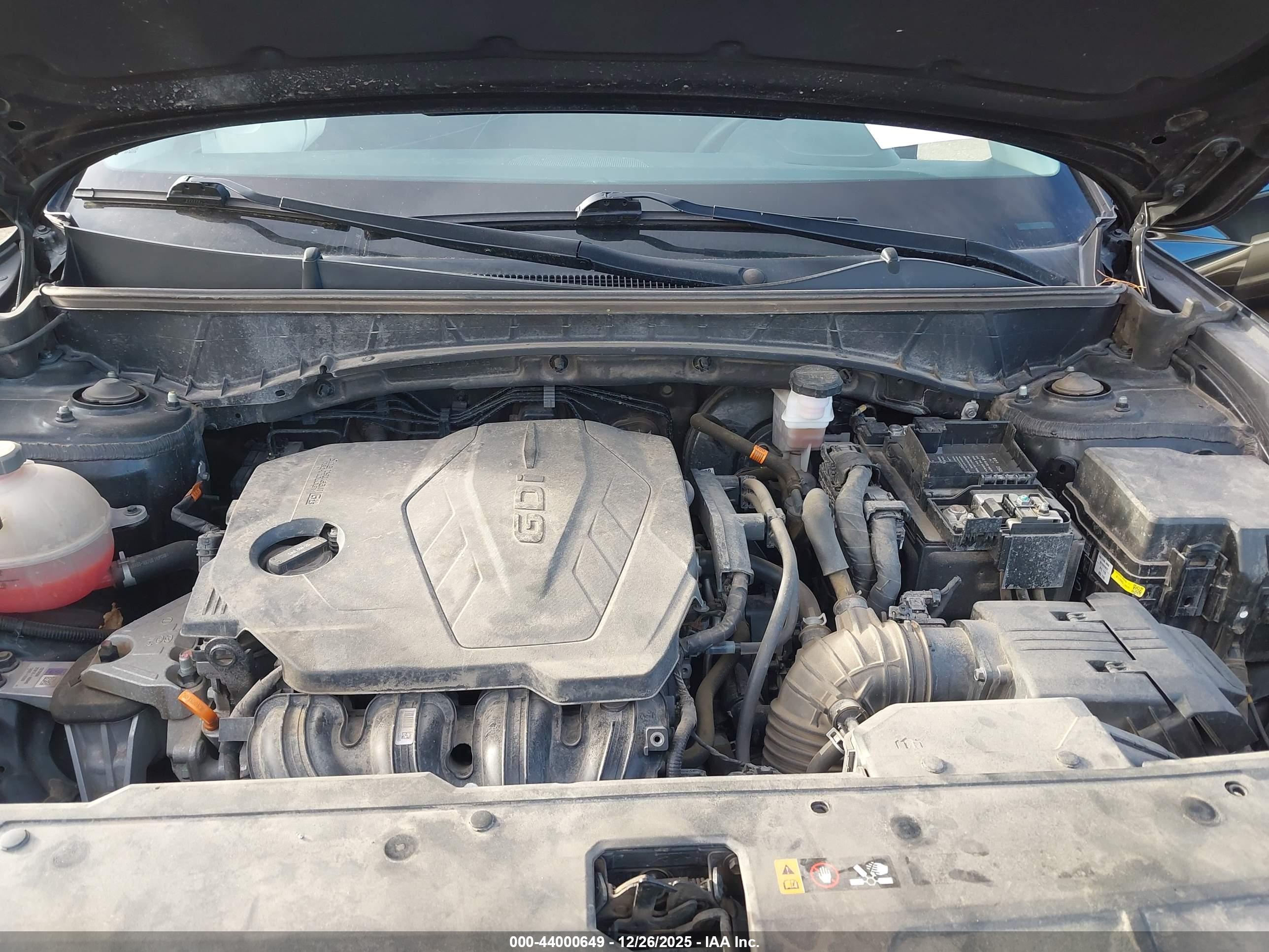 HYUNDAI TUCSON image 10