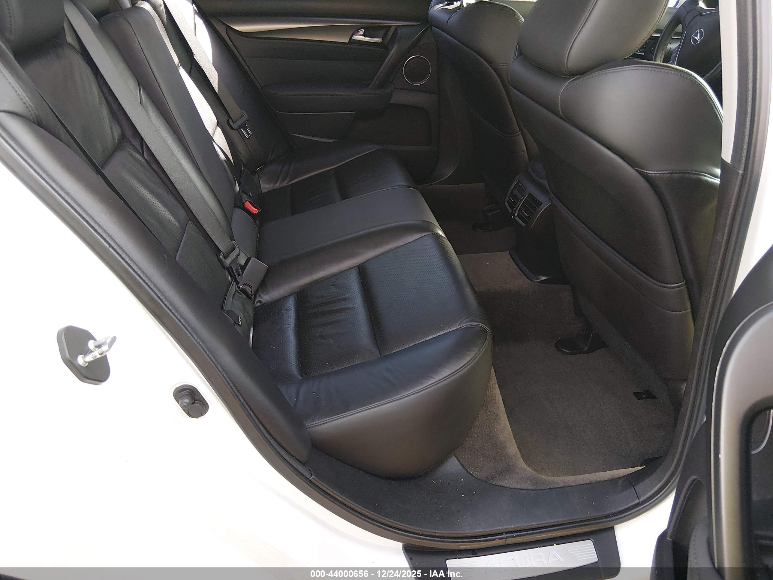 ACURA TL image 8