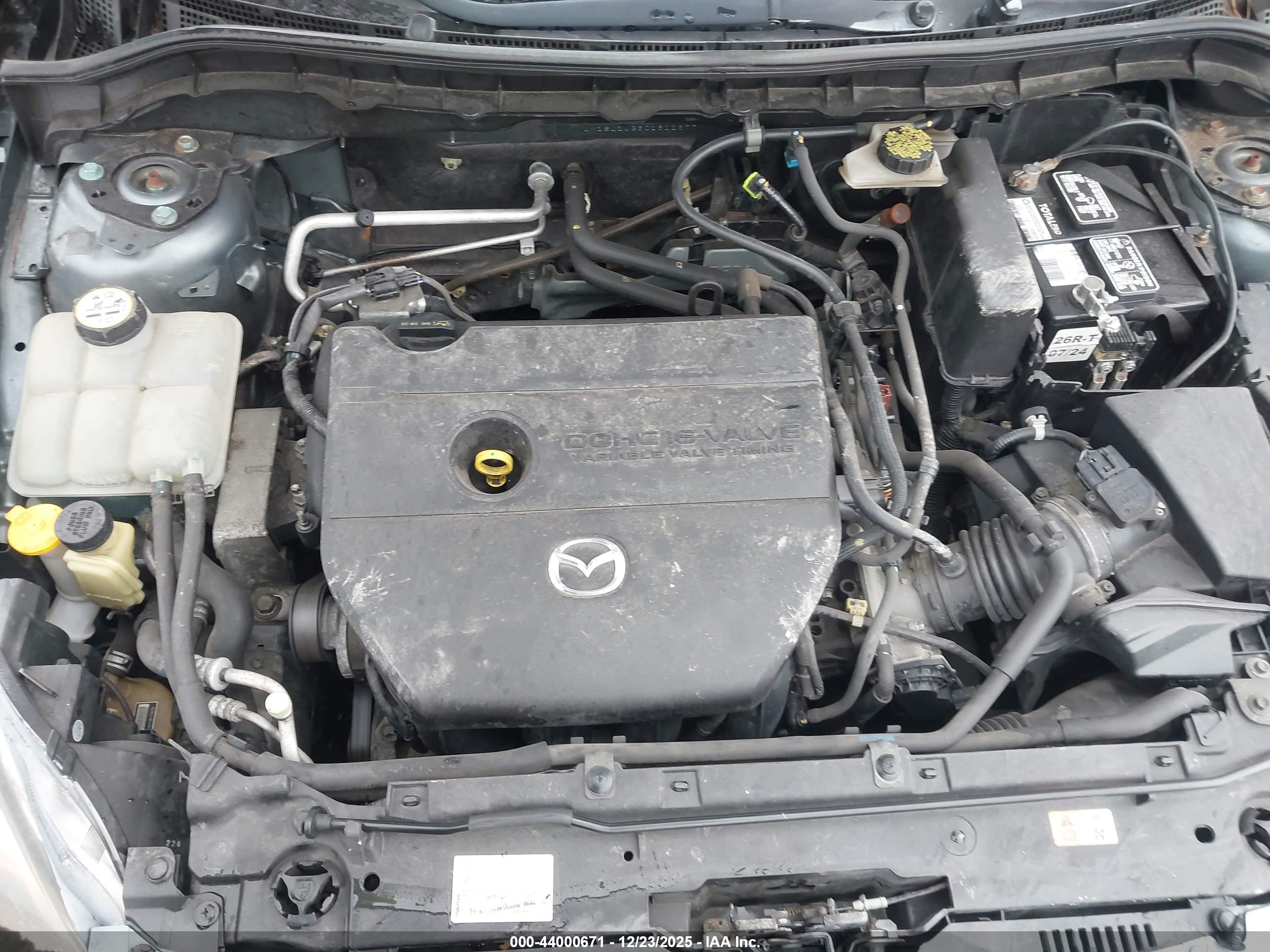 MAZDA MAZDA3 image 10