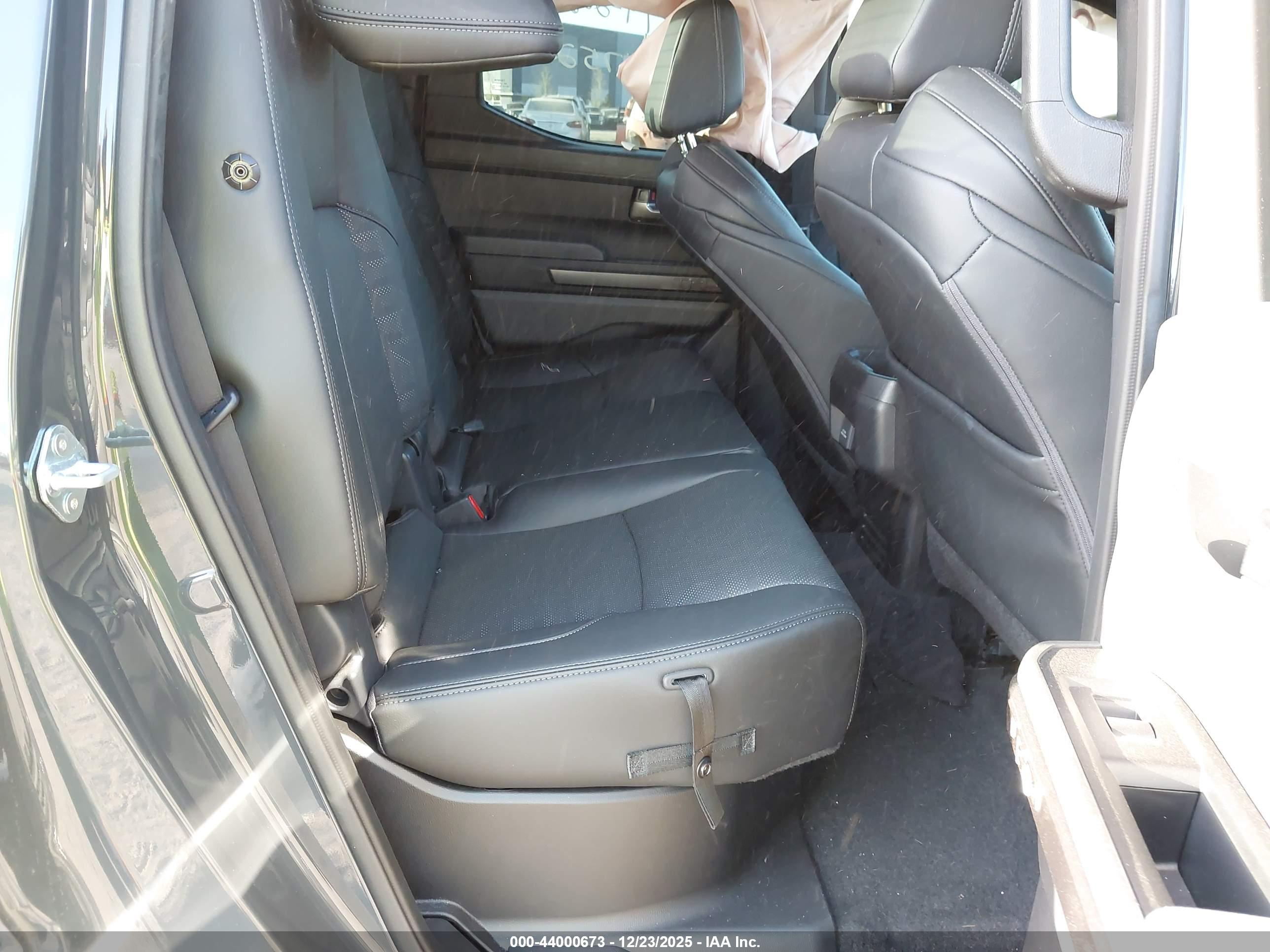 TOYOTA TACOMA image 8