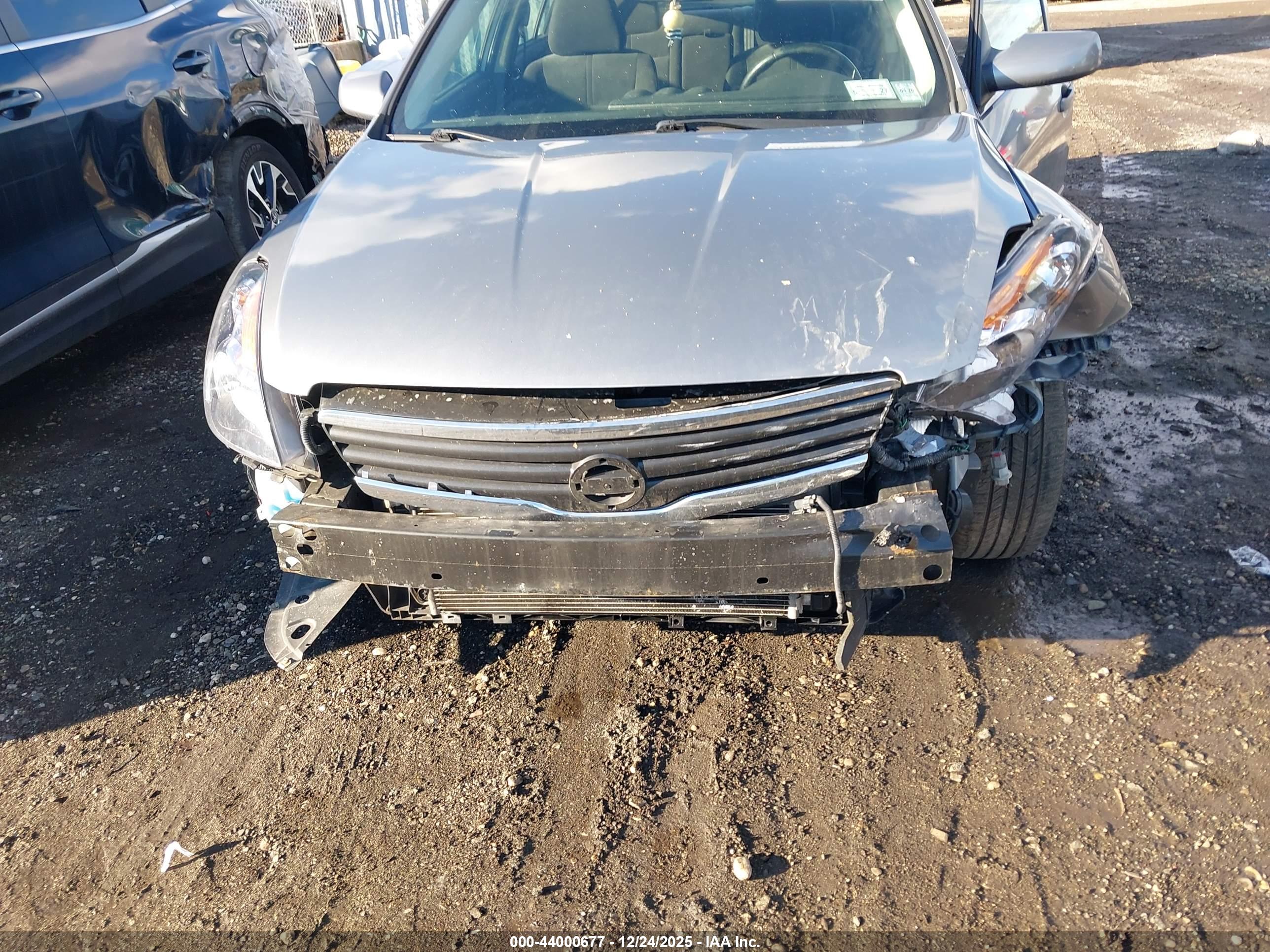 NISSAN ALTIMA image 6