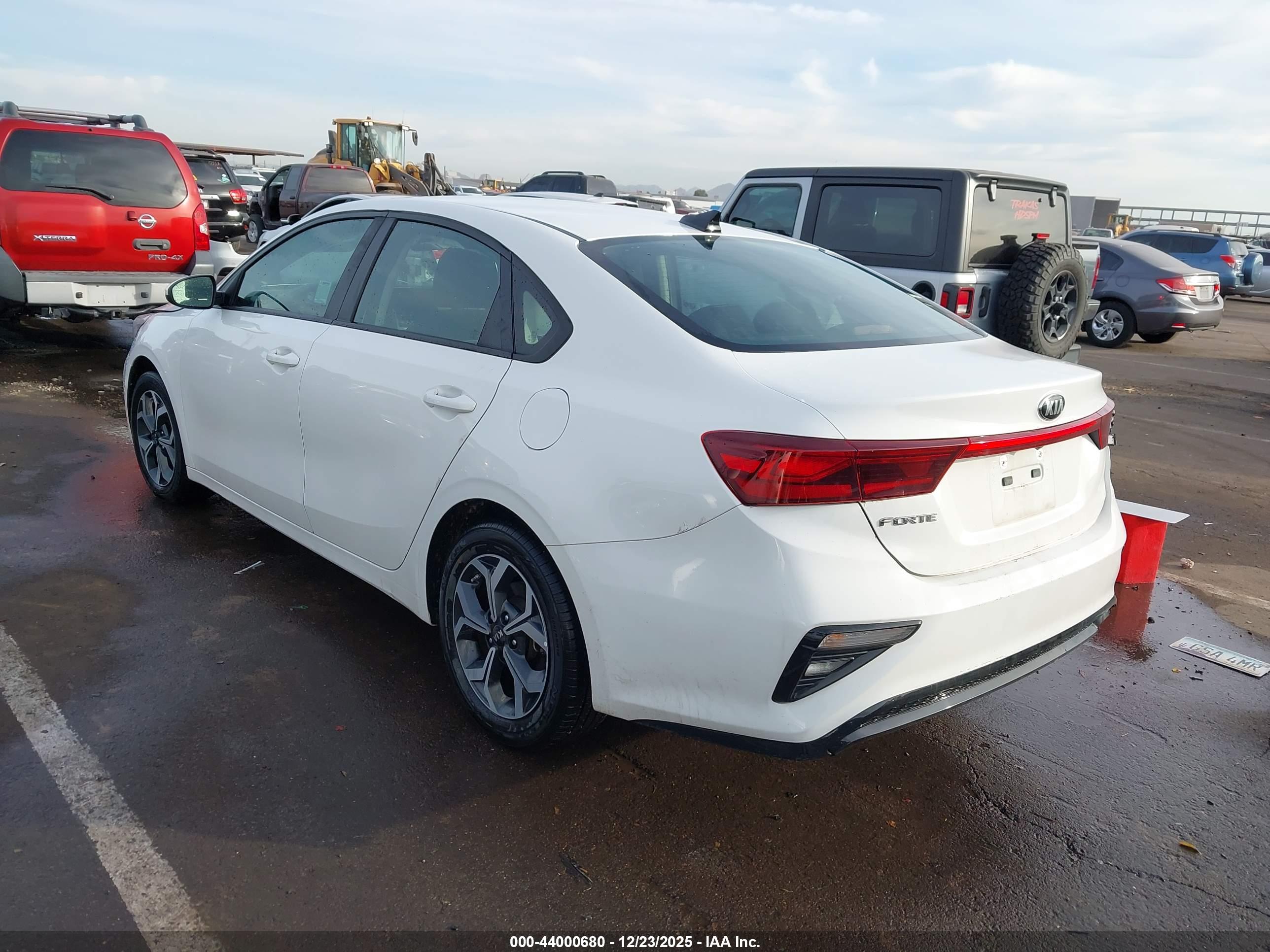 KIA FORTE image 3