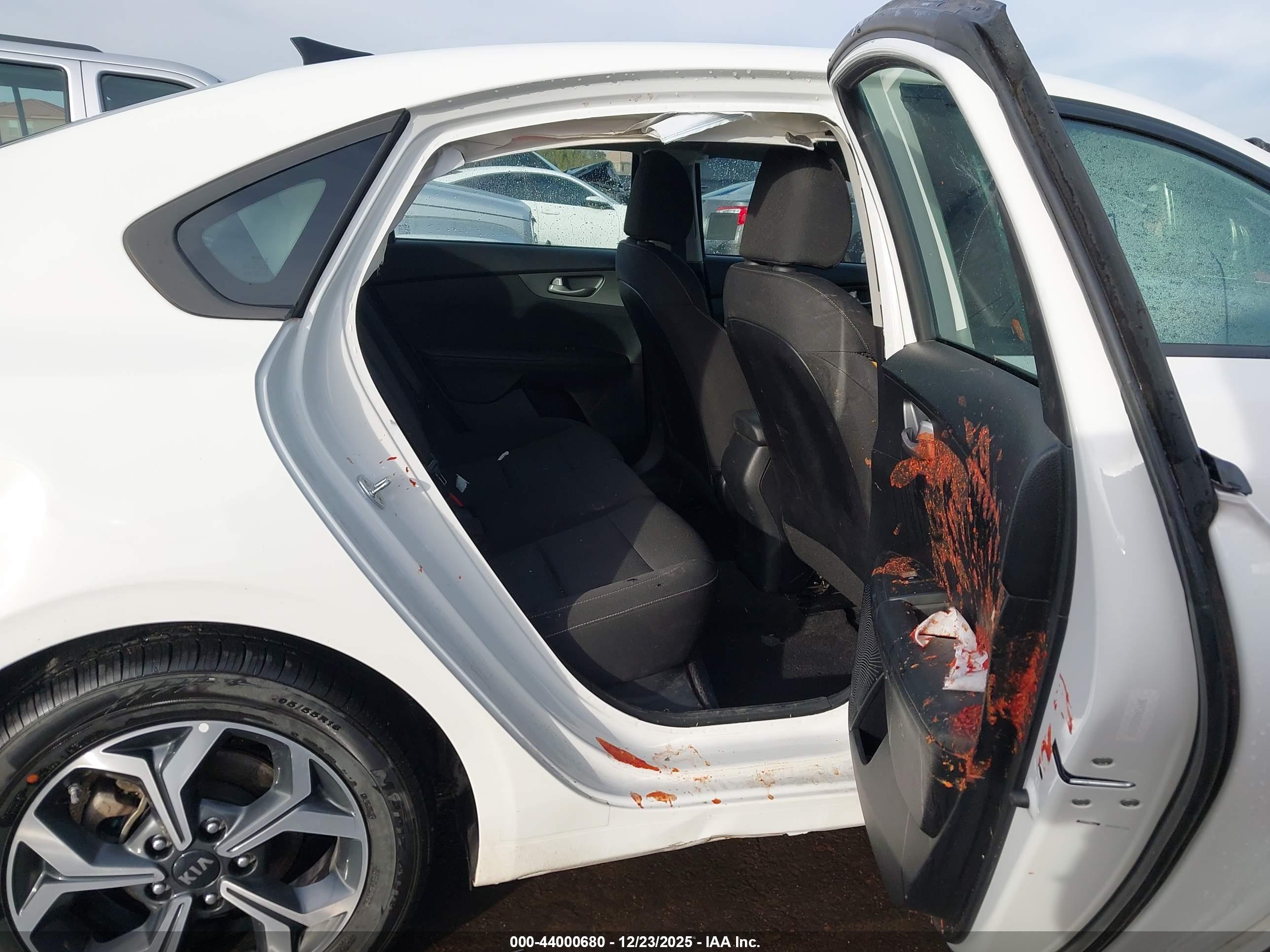 KIA FORTE image 8