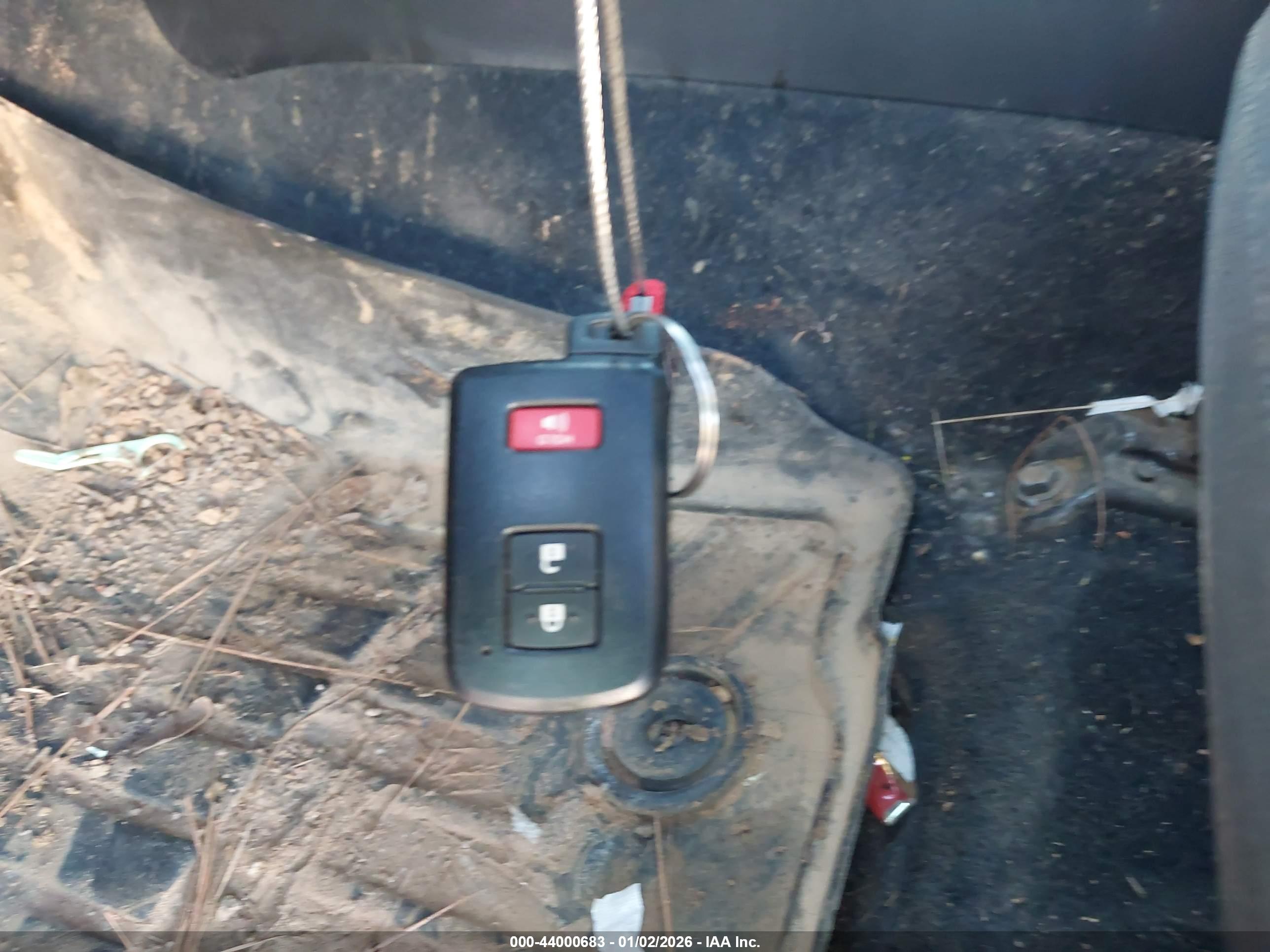 TOYOTA TACOMA image 11