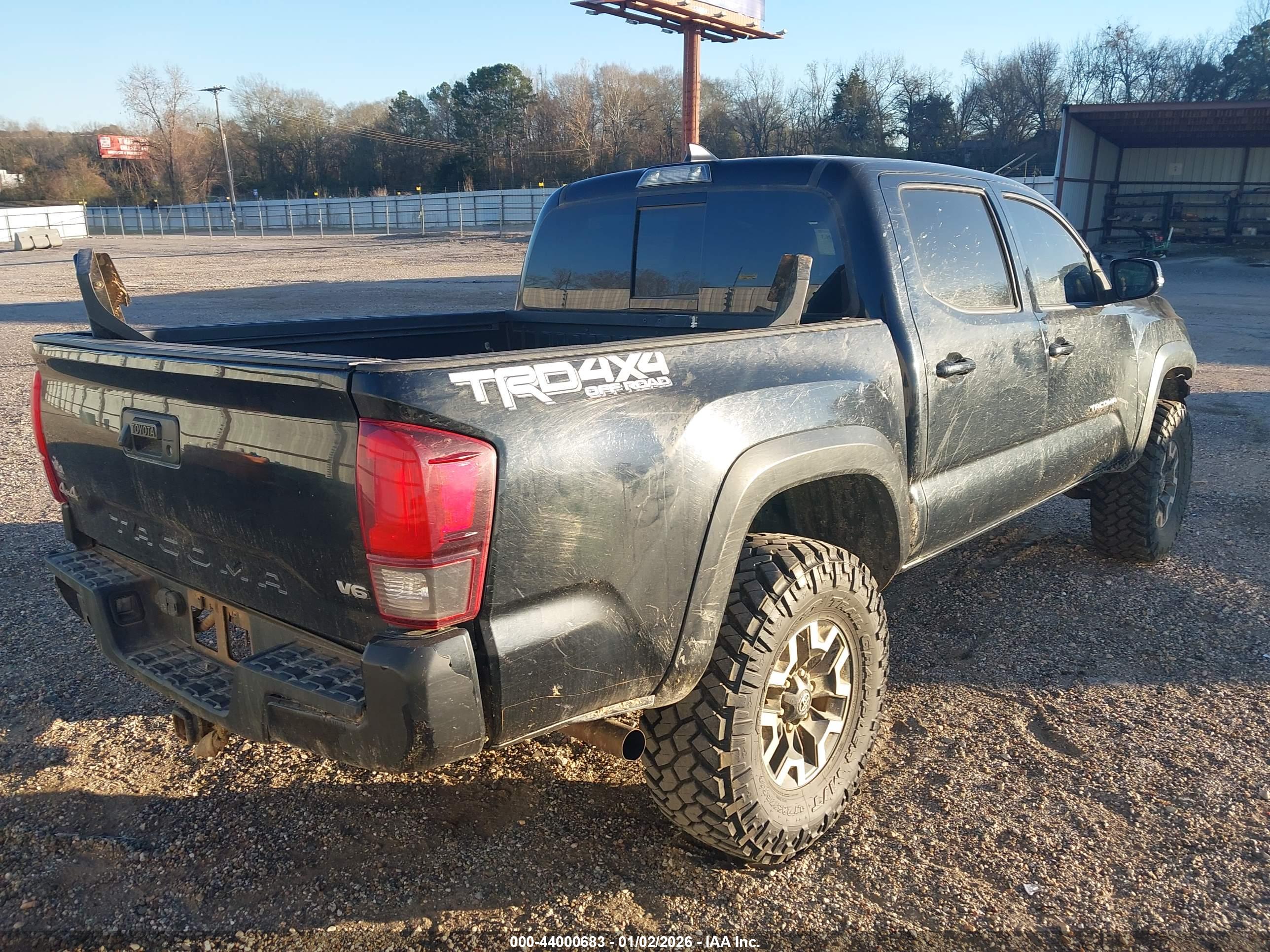 TOYOTA TACOMA image 4
