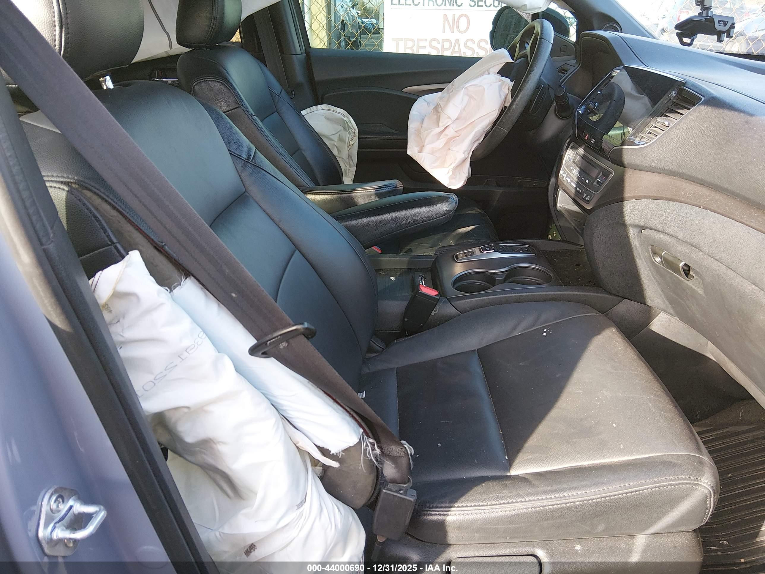 HONDA PILOT image 5
