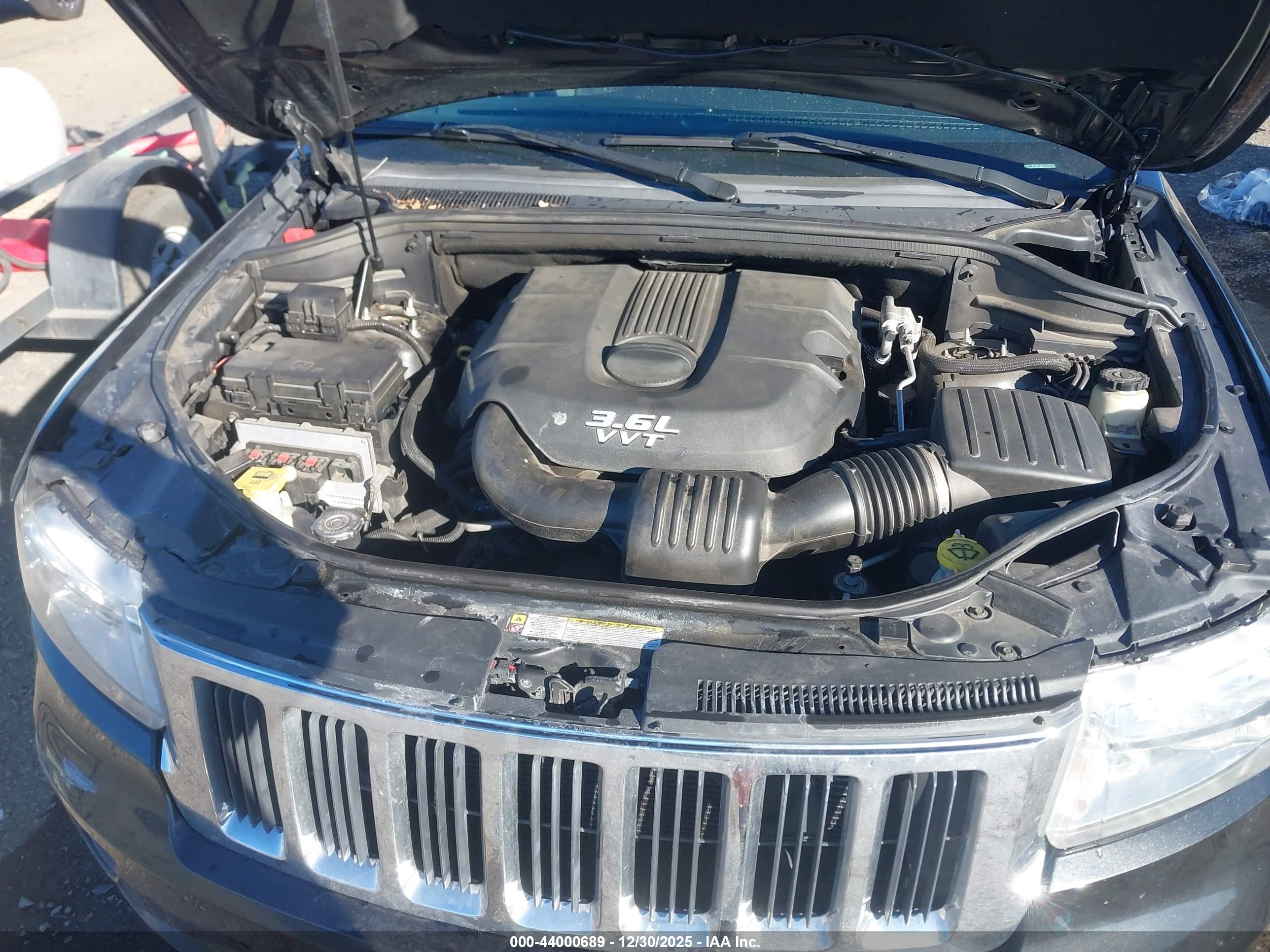 JEEP GRAND image 10