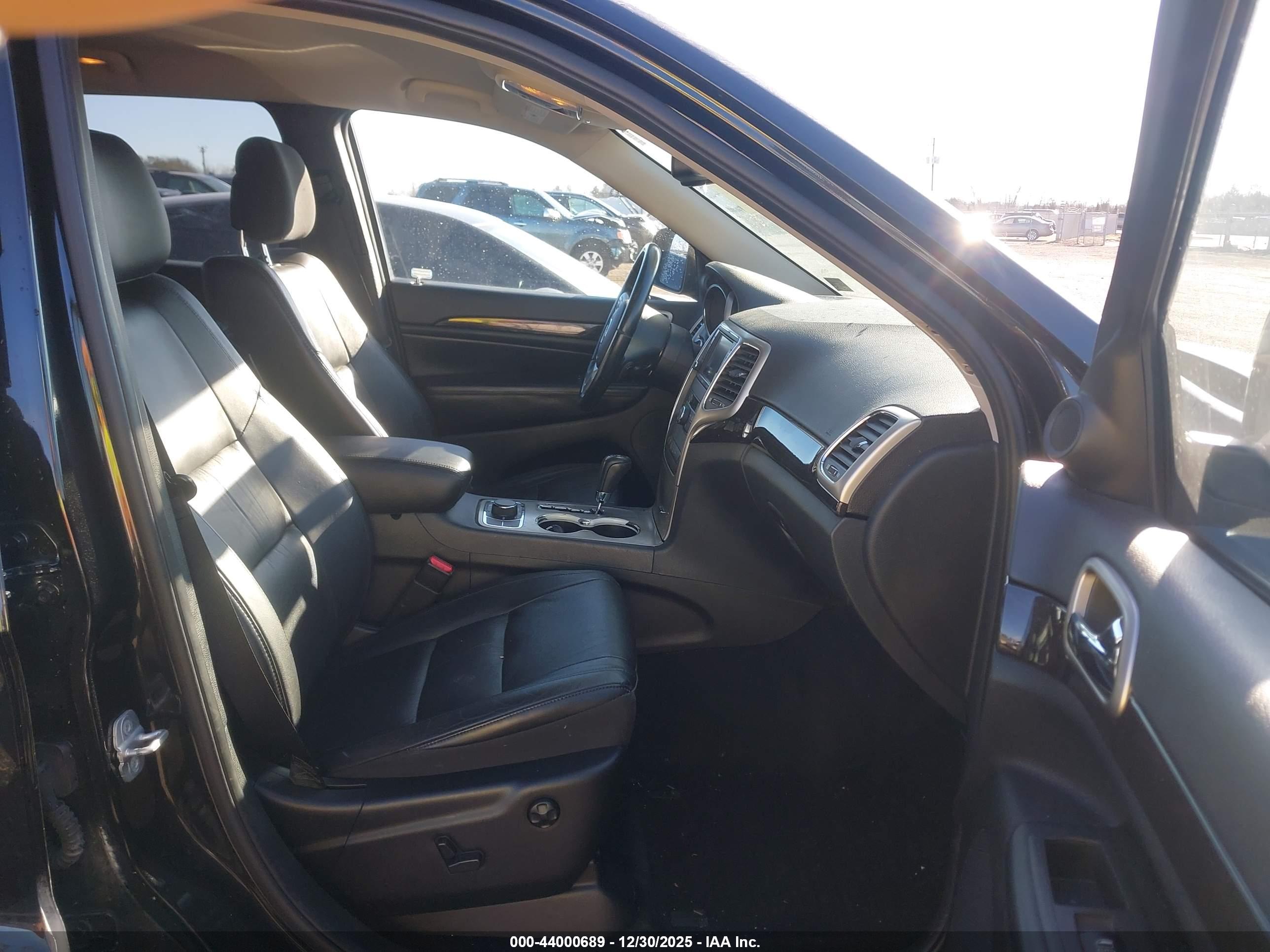 JEEP GRAND image 5