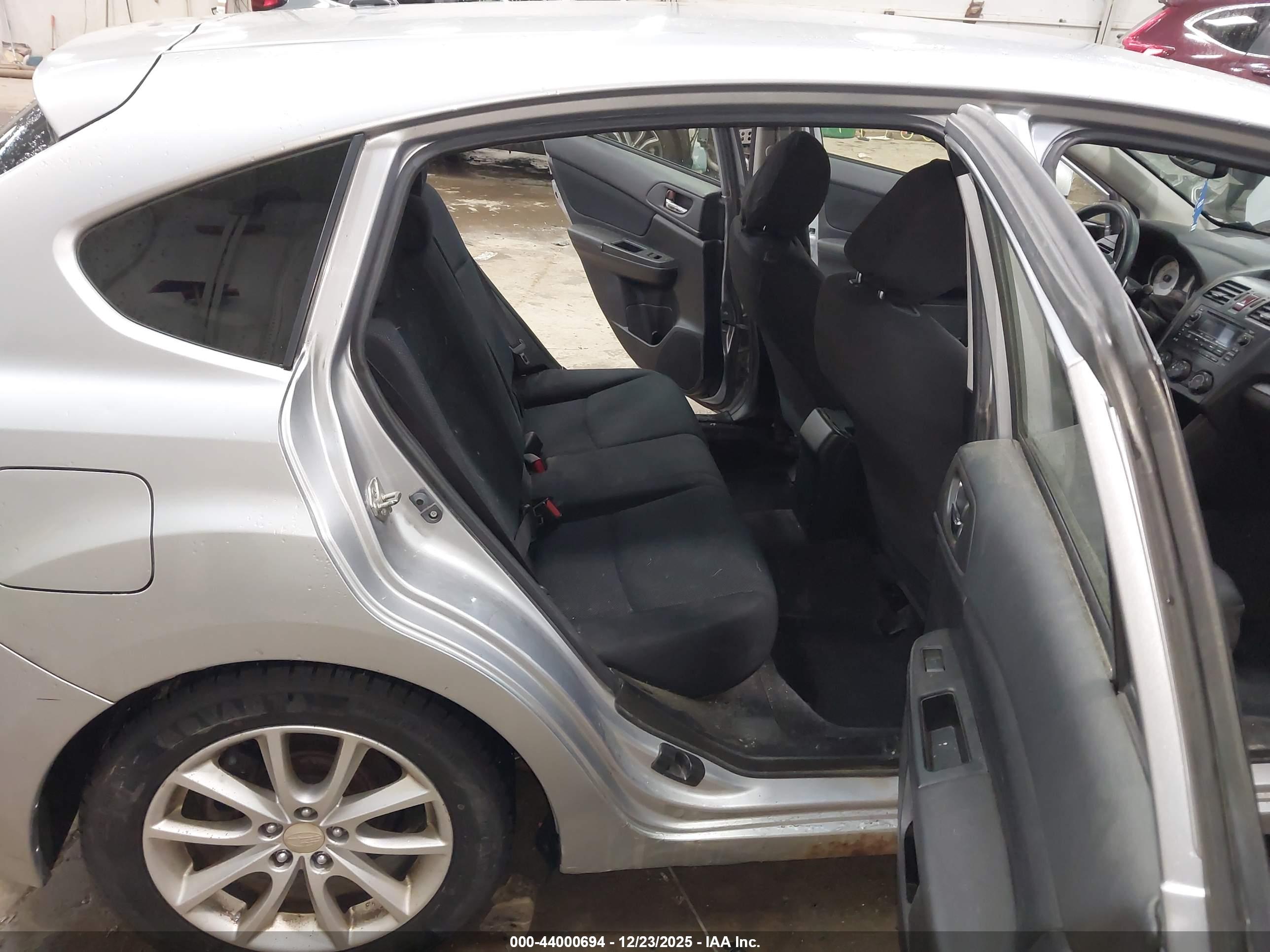 SUBARU IMPREZA image 8