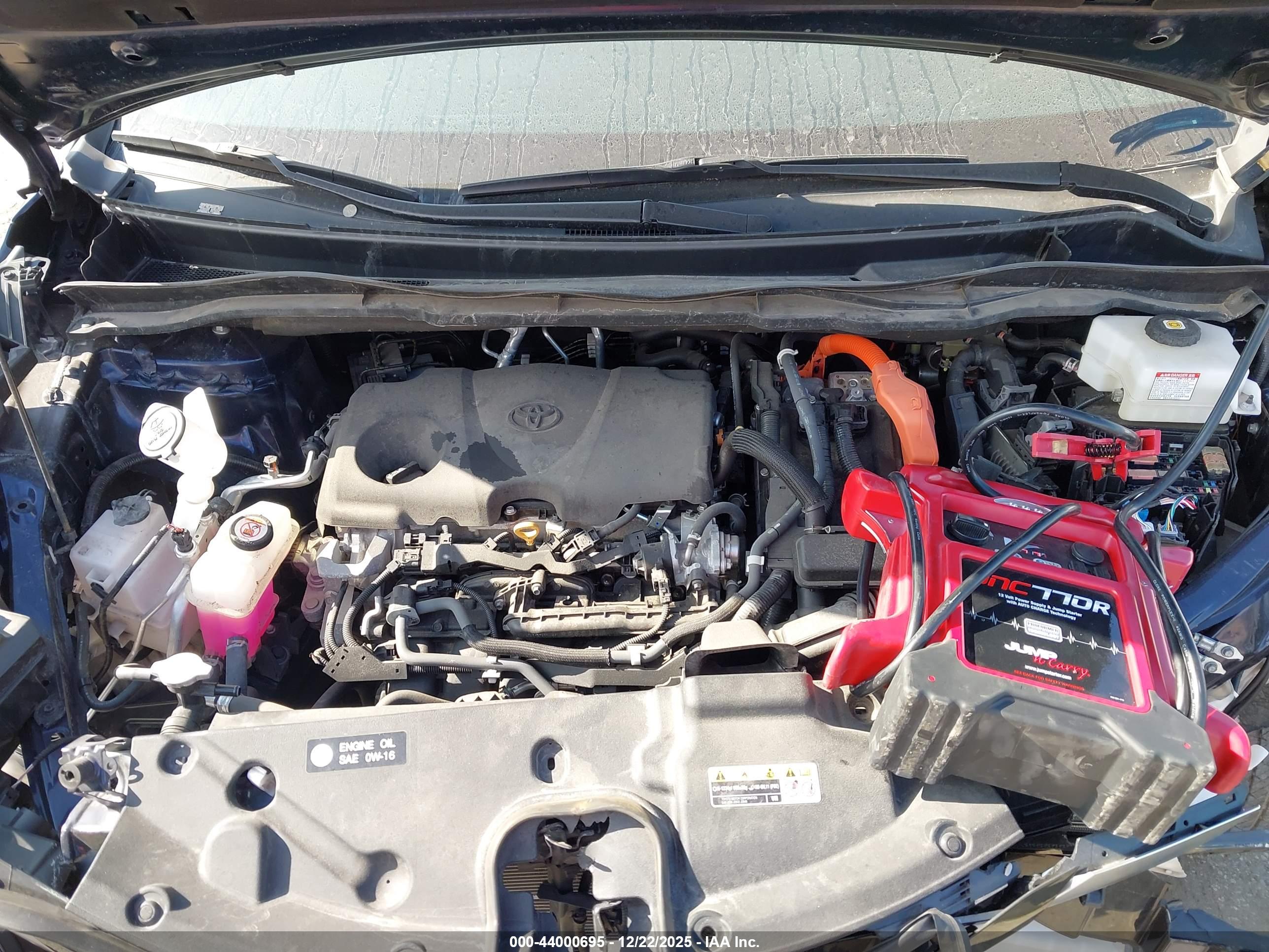 TOYOTA SIENNA image 10