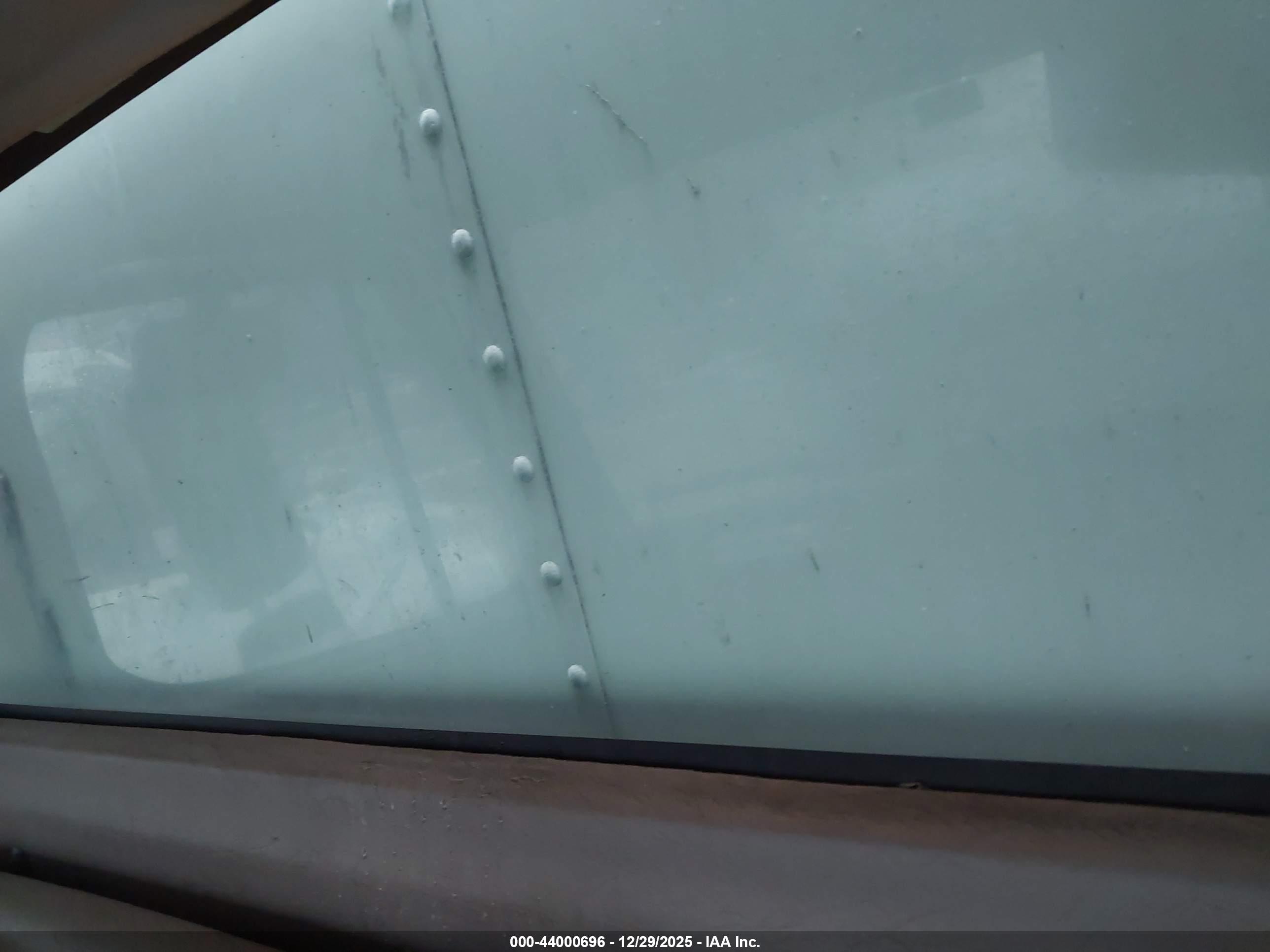 FREIGHTLINER M2 image 7