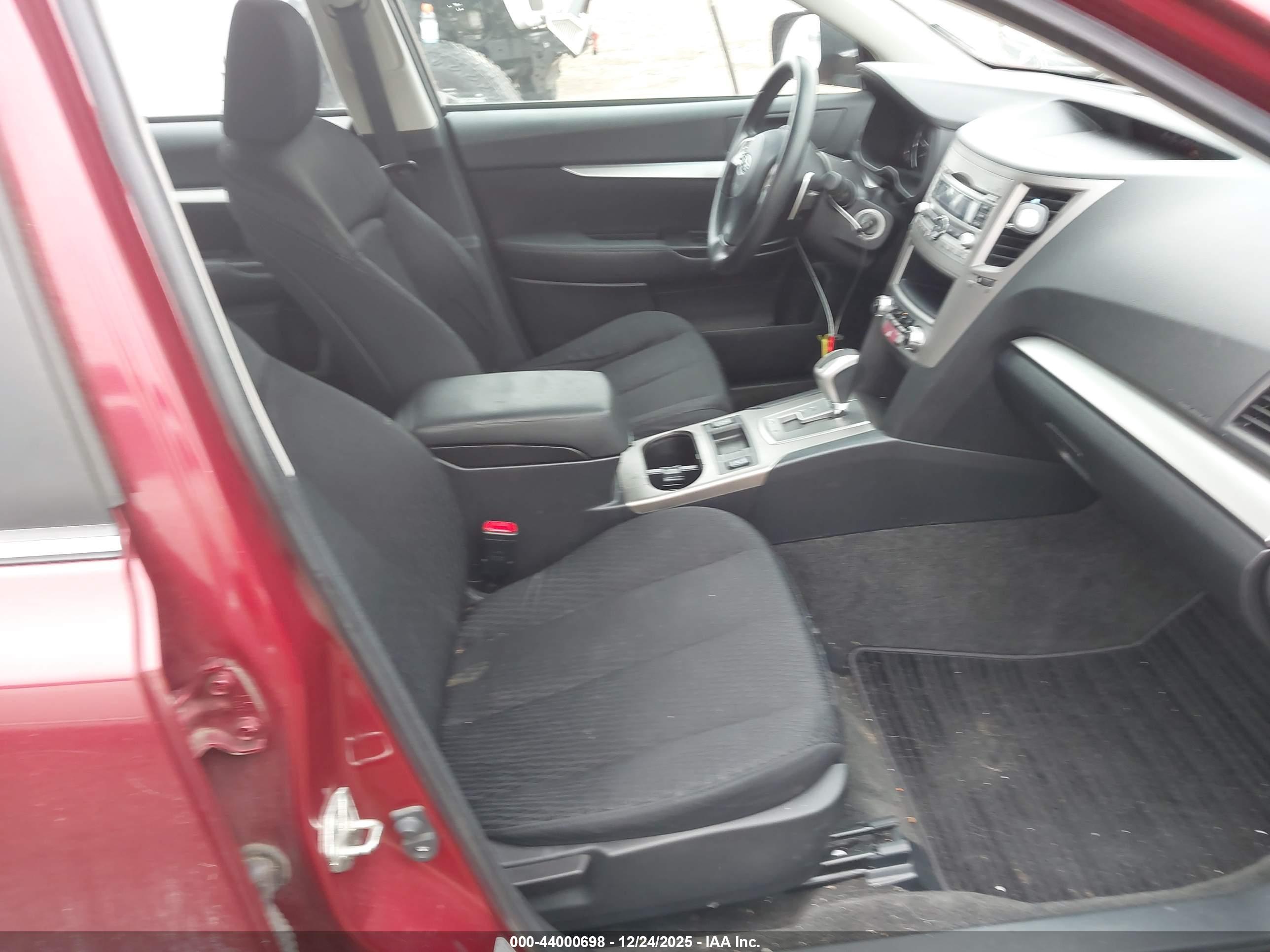 SUBARU LEGACY image 5