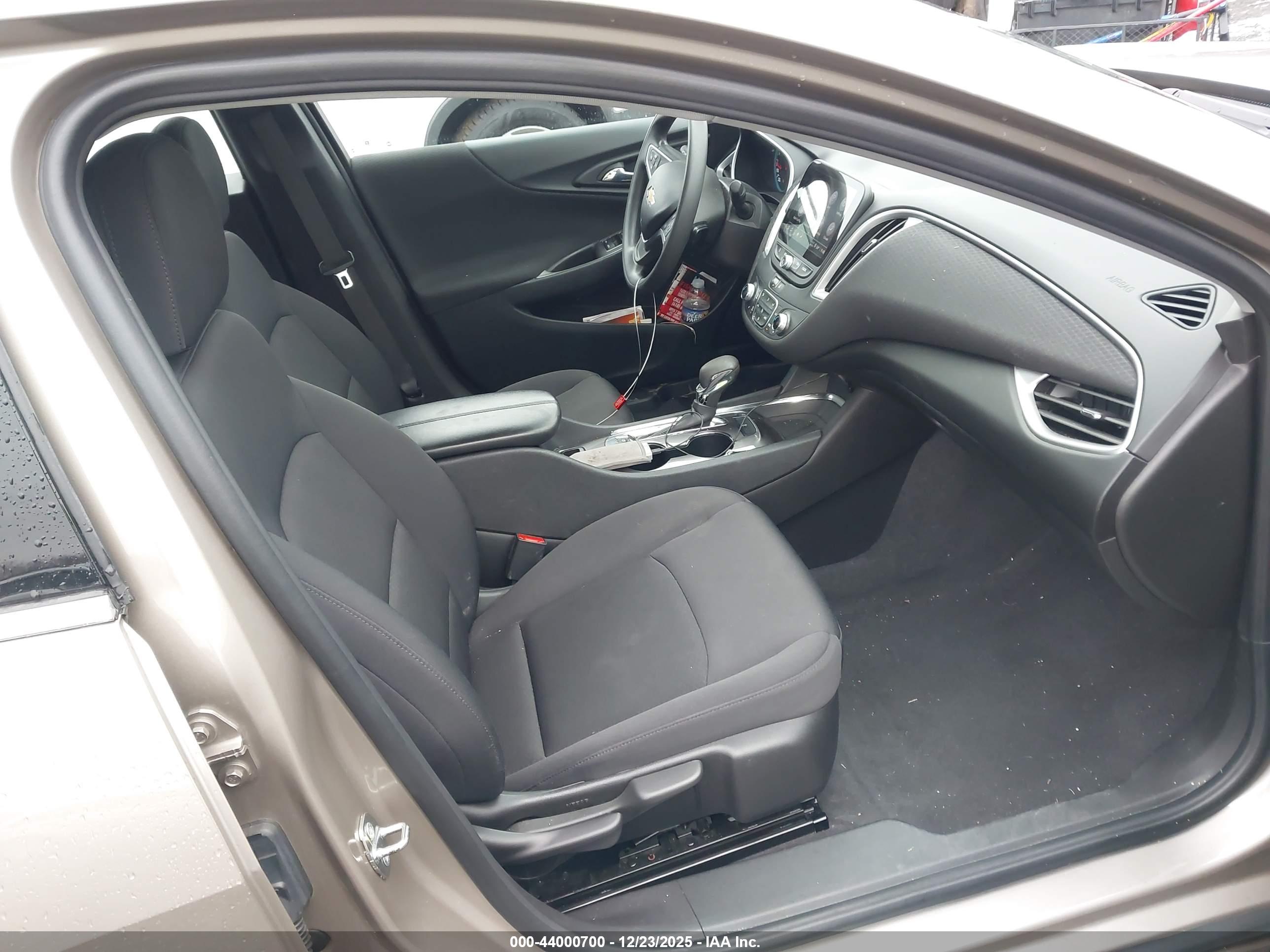 CHEVROLET MALIBU image 5