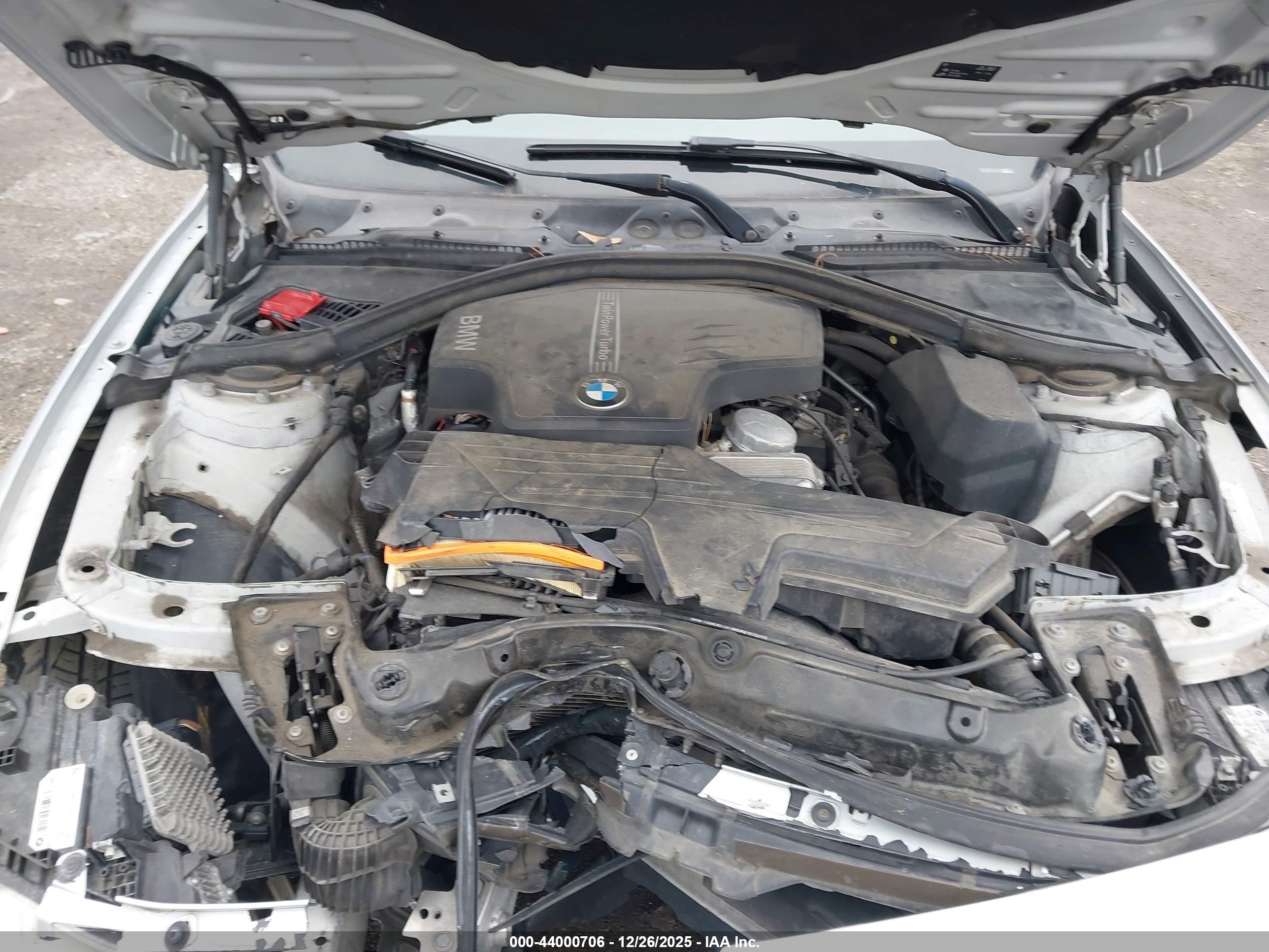 BMW 328I image 10