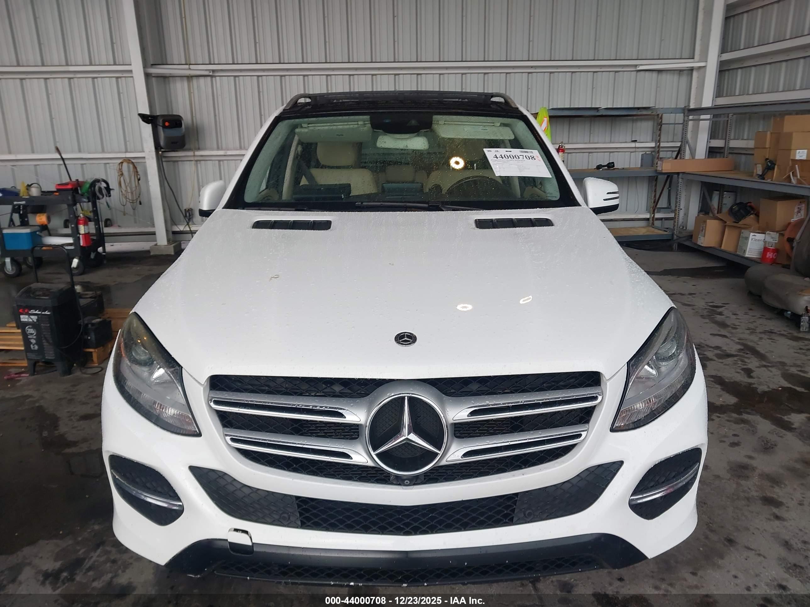 MERCEDES-BENZ GLE image 6