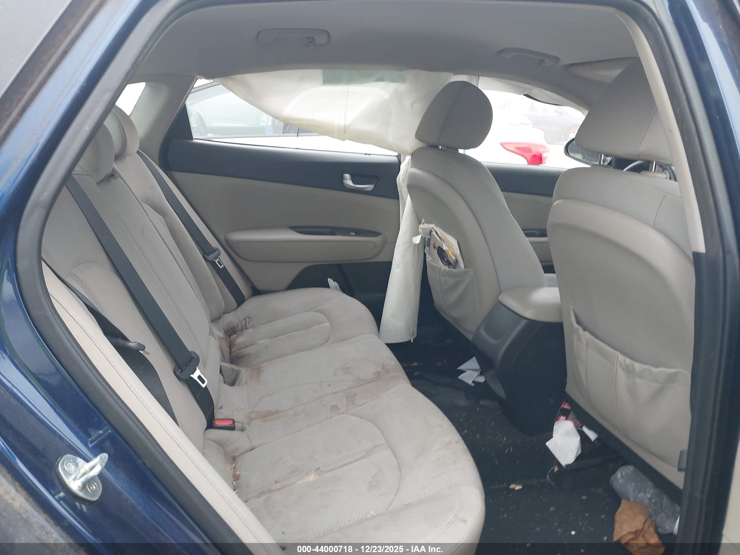 KIA OPTIMA image 8