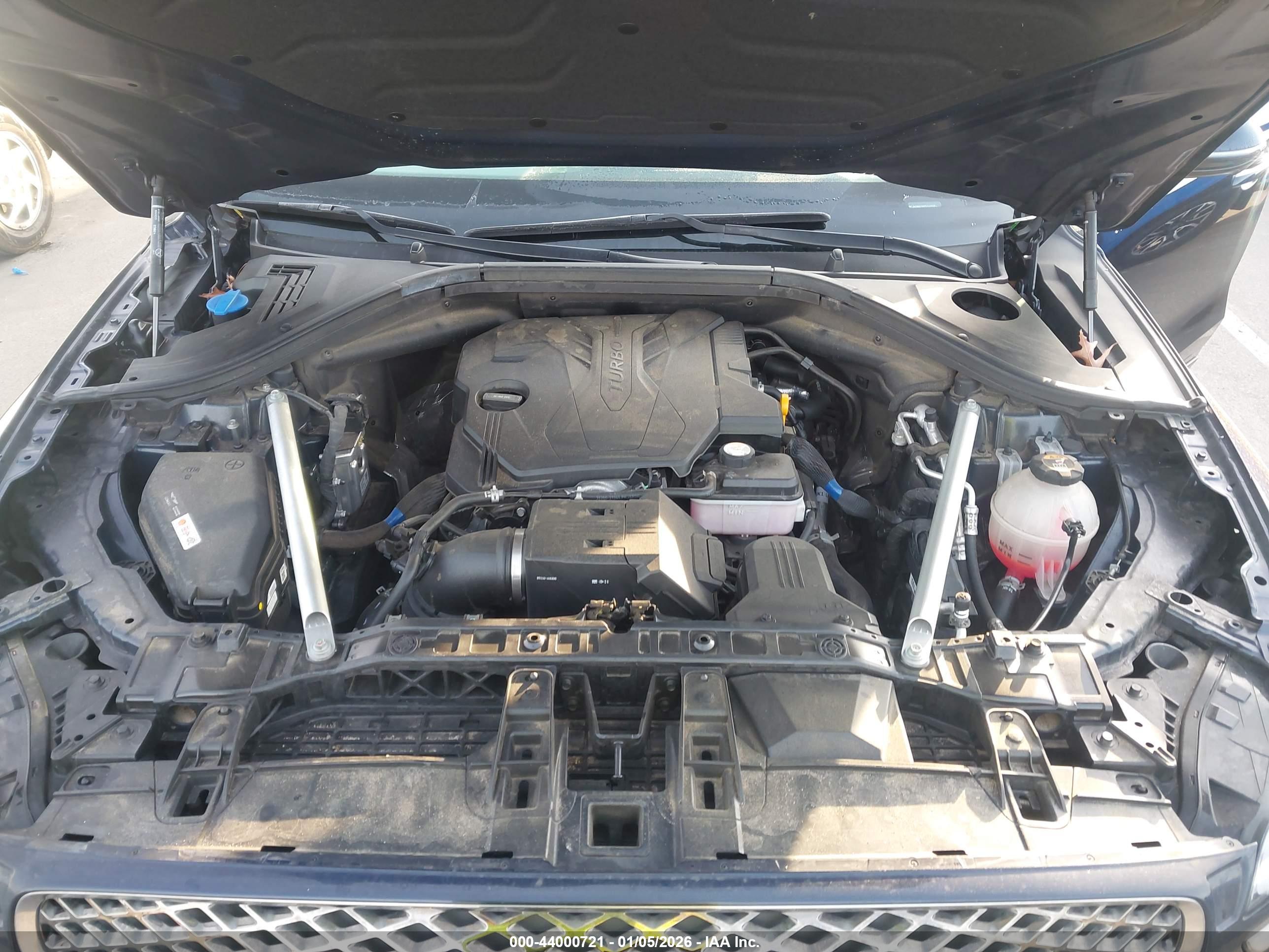 GENESIS GV70 image 10