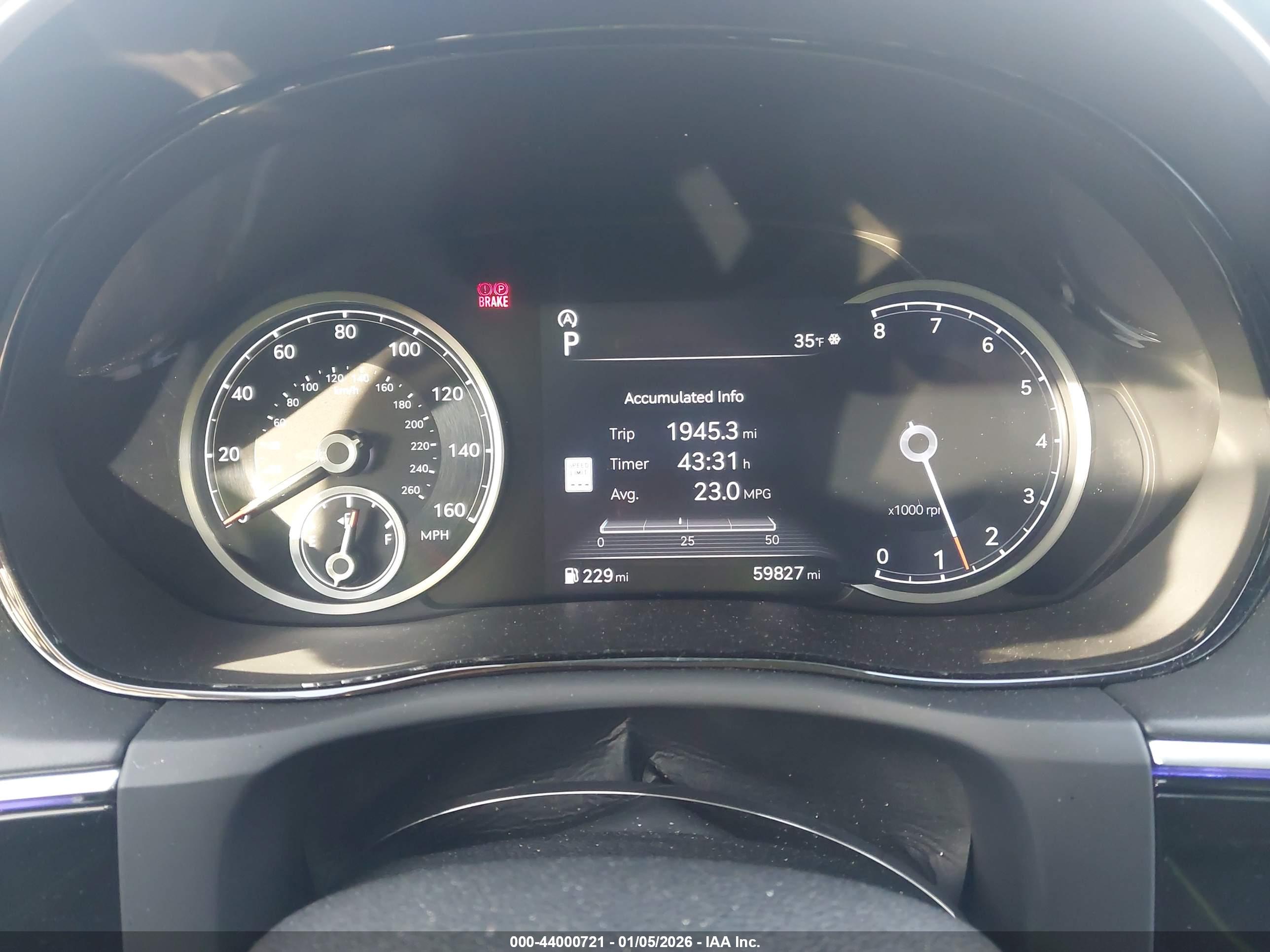 GENESIS GV70 image 7
