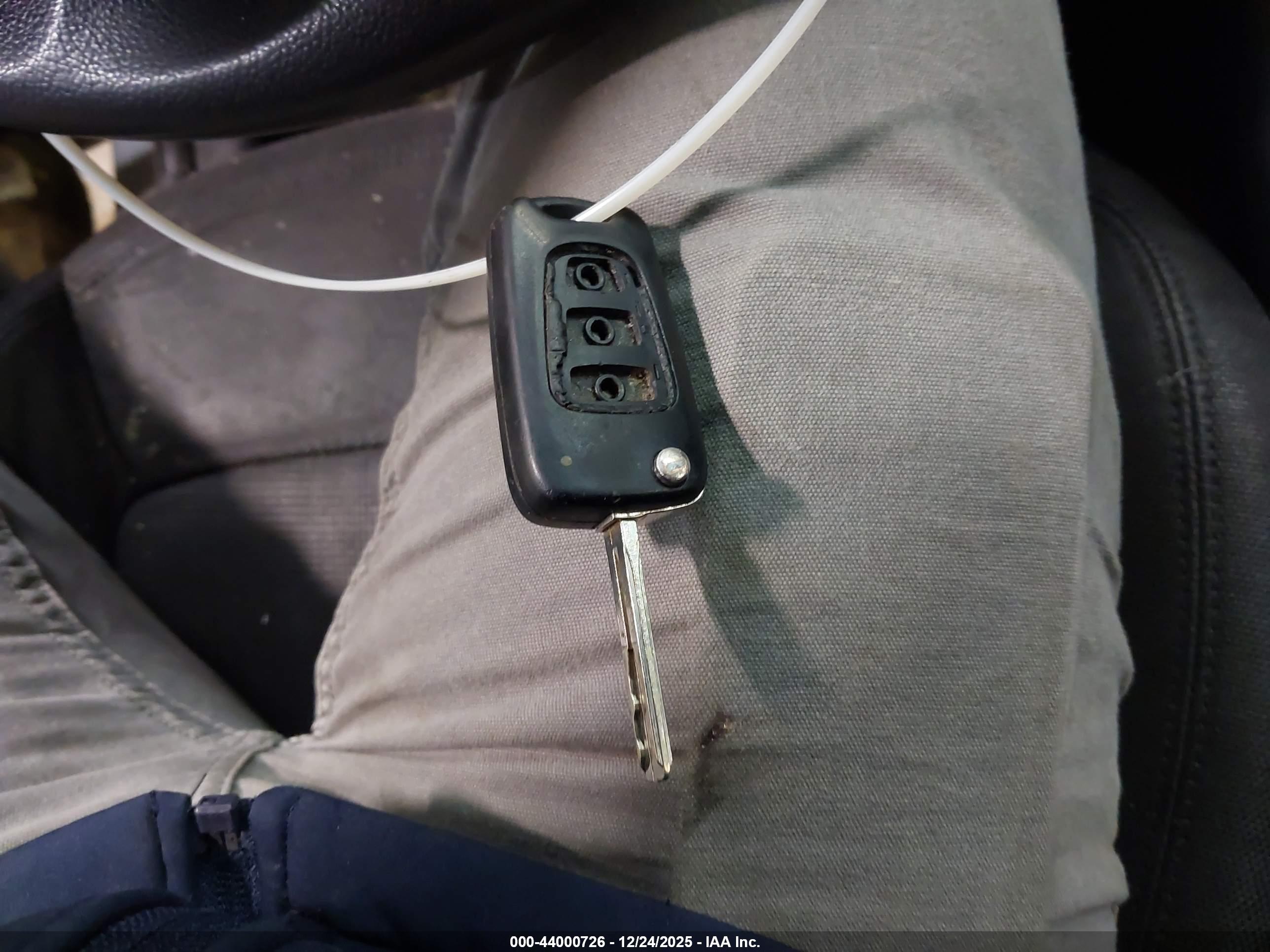 KIA SPORTAGE image 11