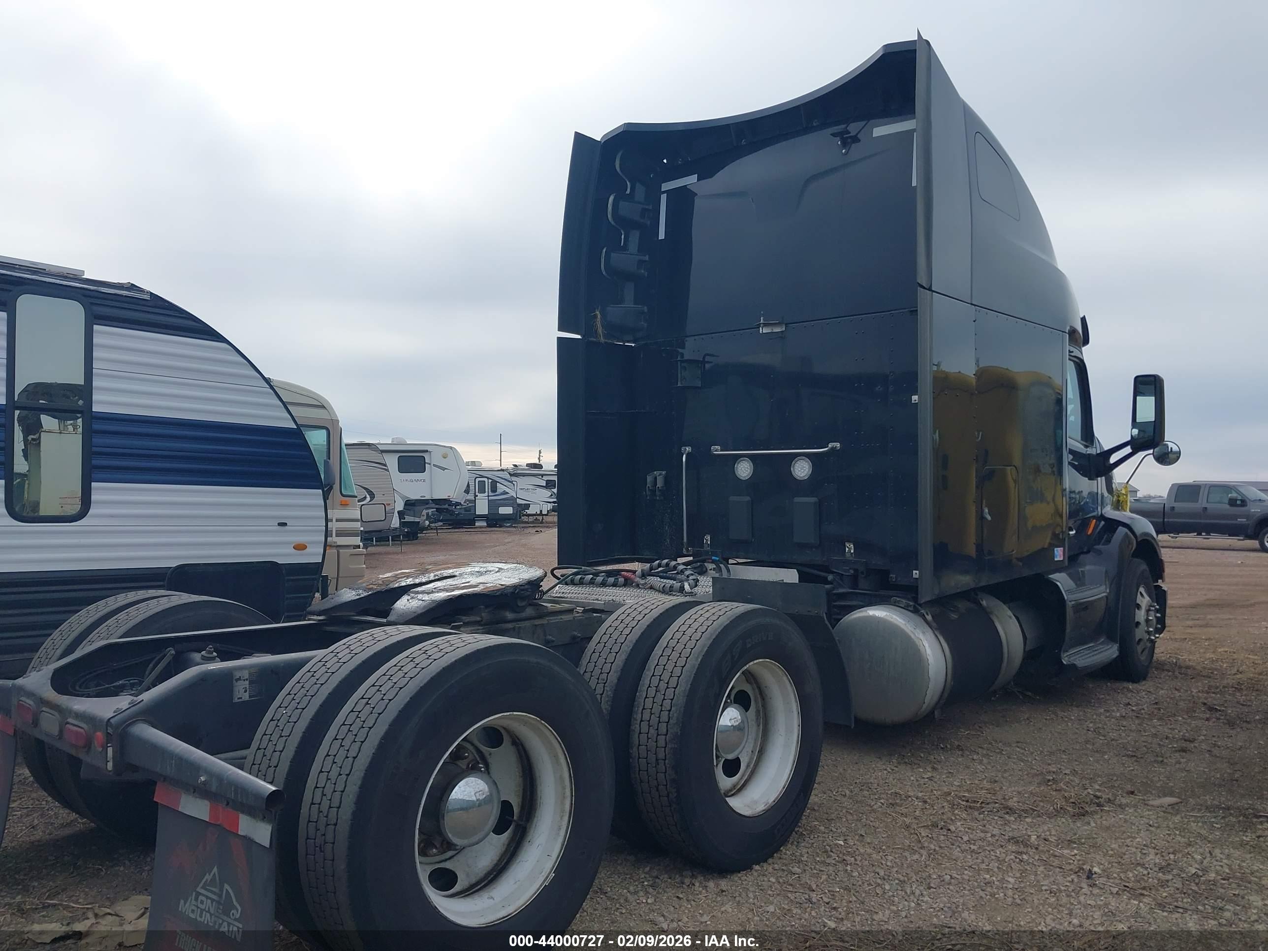 PETERBILT 579 image 4