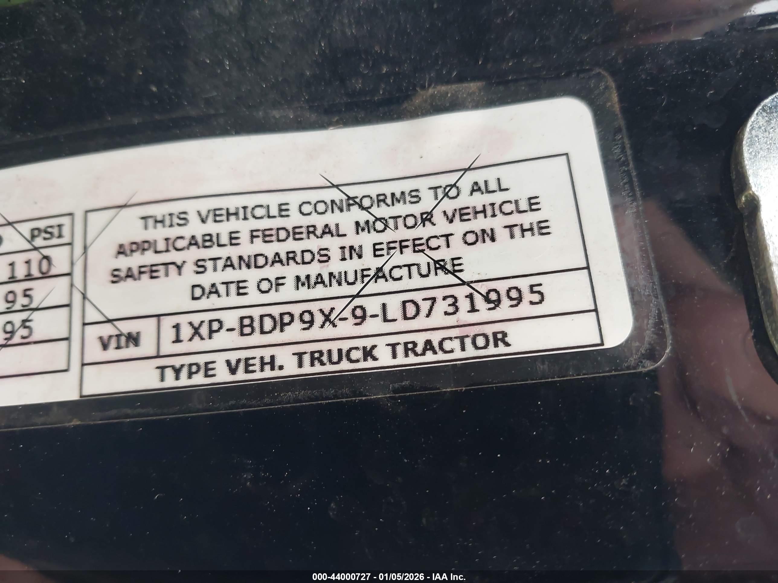 PETERBILT 579 image 9