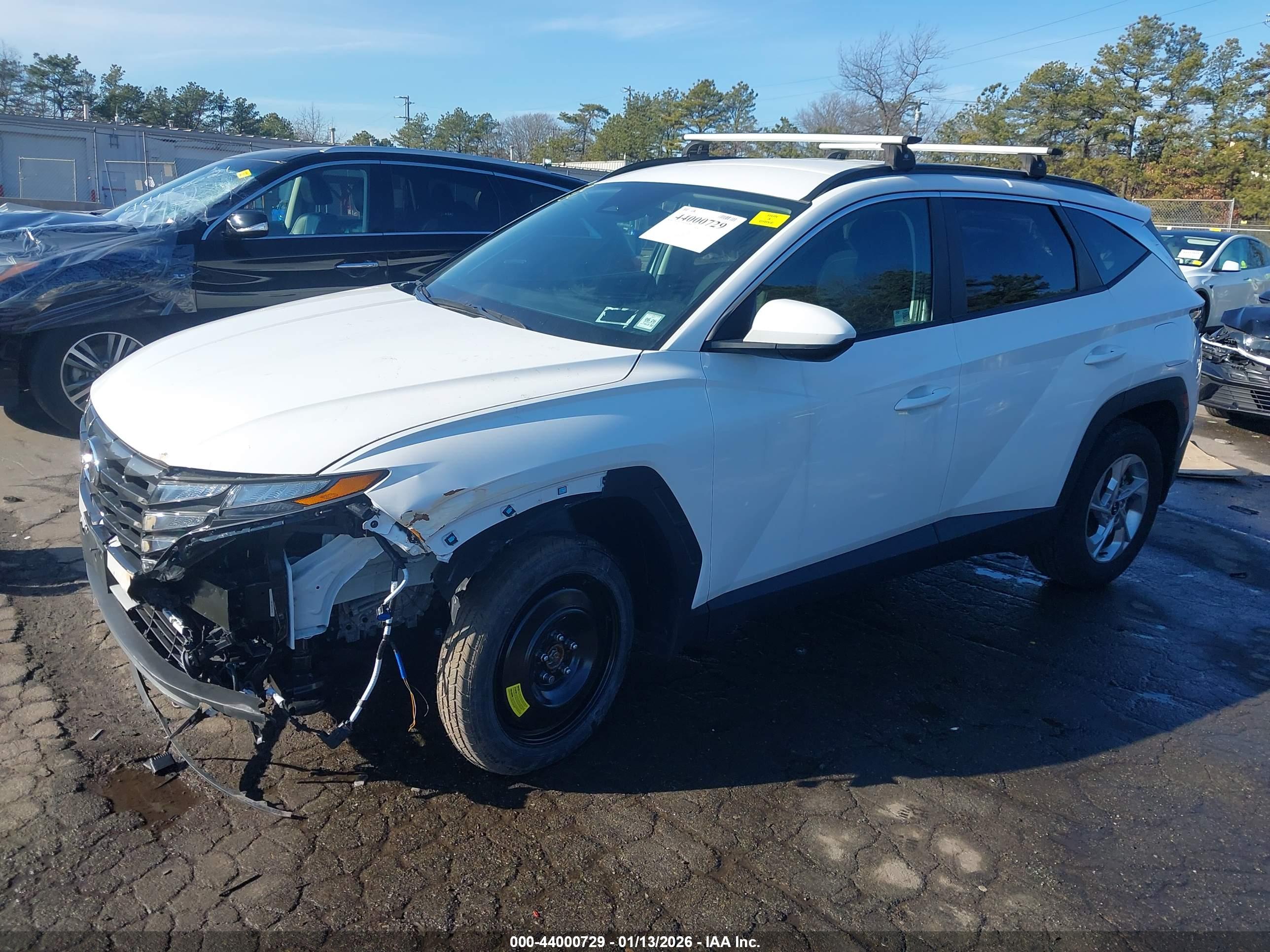 HYUNDAI TUCSON image 2