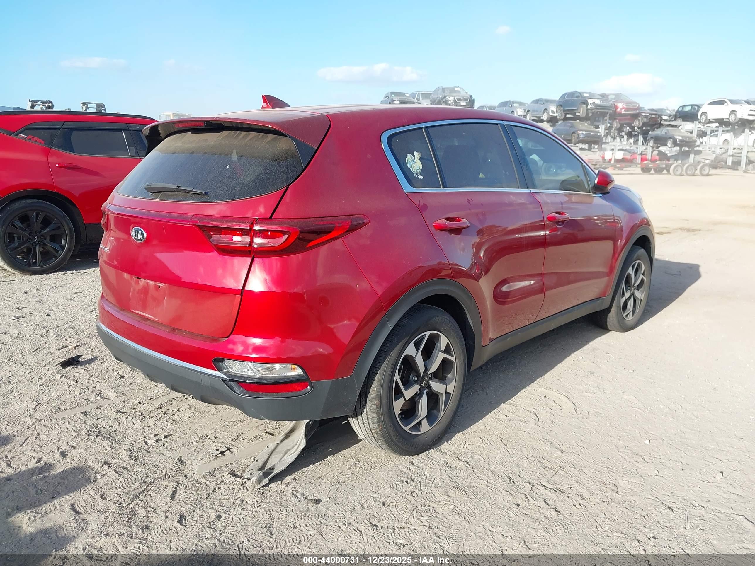 KIA SPORTAGE image 4