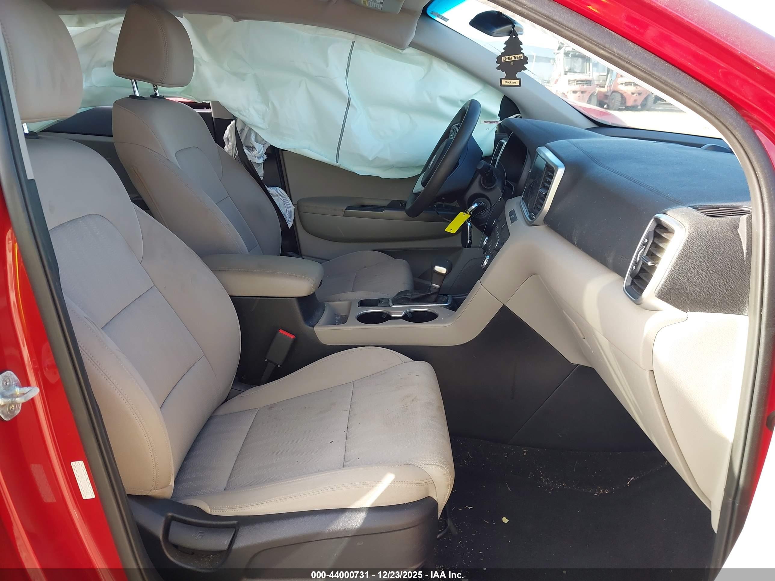 KIA SPORTAGE image 5