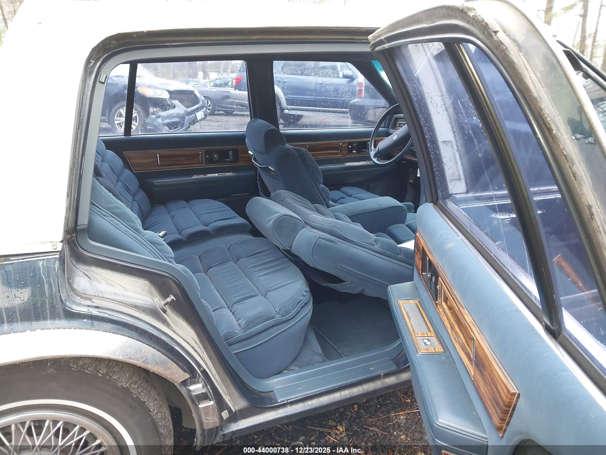 BUICK ELECTRA image 8