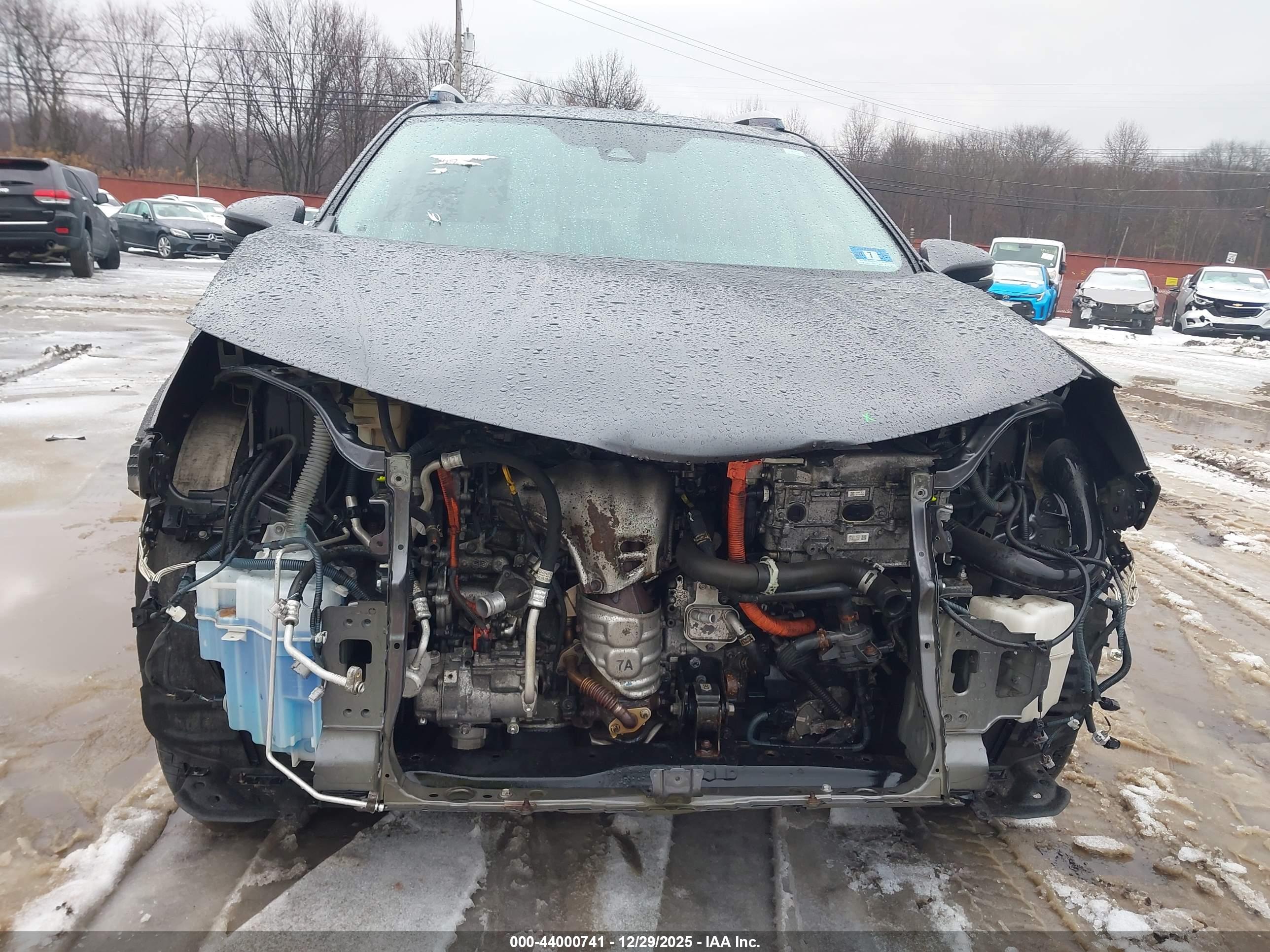 TOYOTA RAV4 image 6