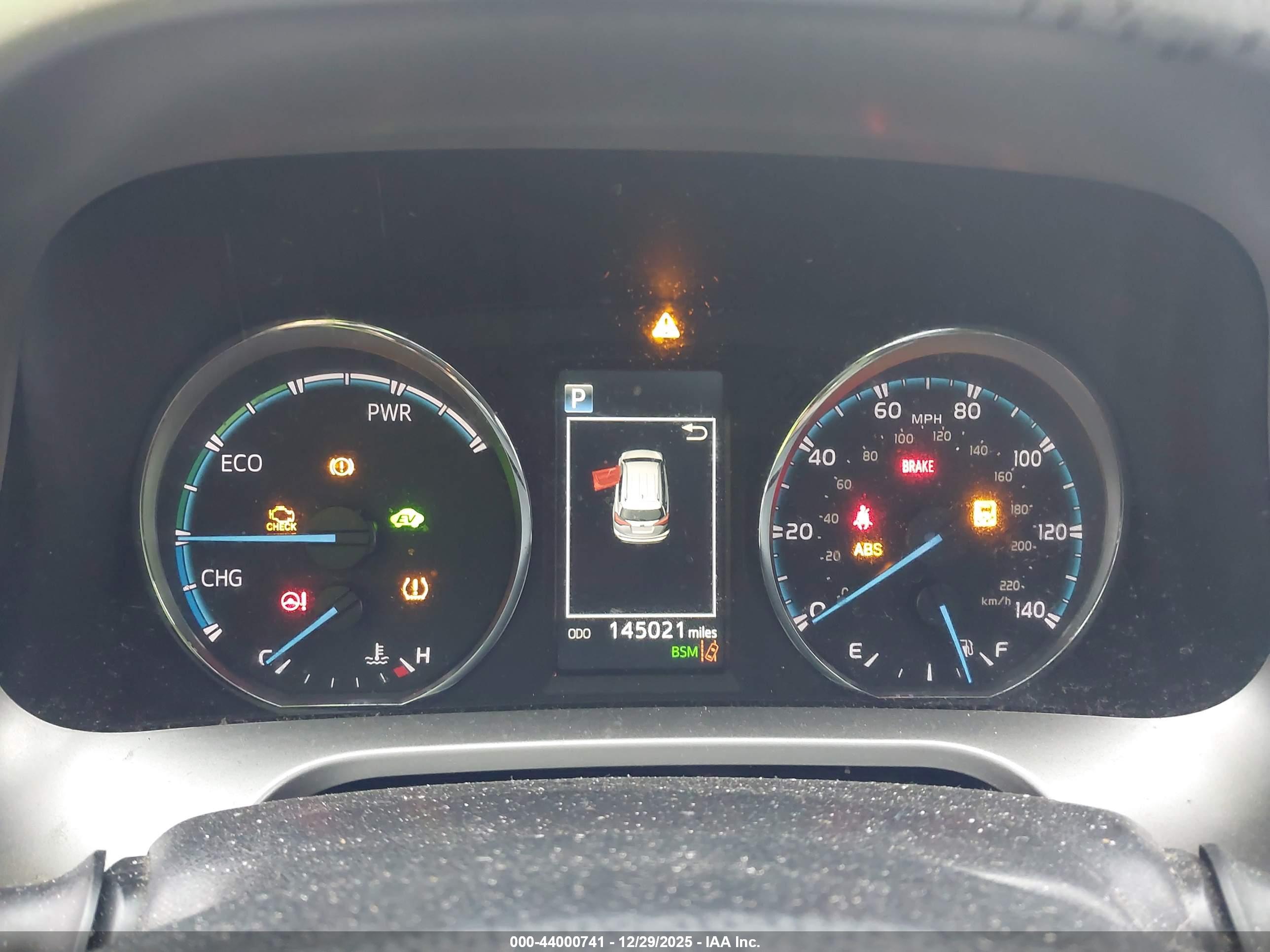 TOYOTA RAV4 image 7
