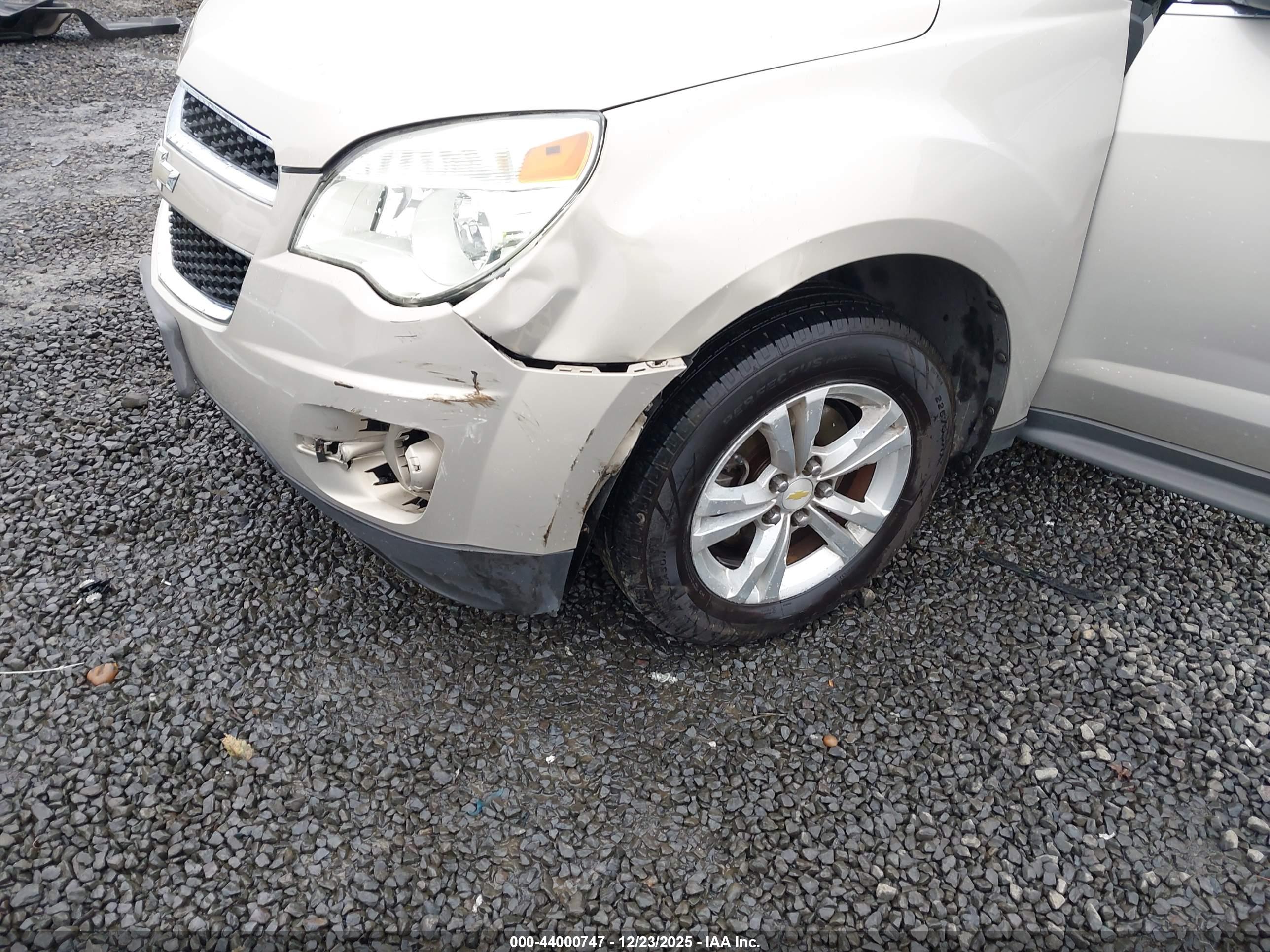 CHEVROLET EQUINOX image 6