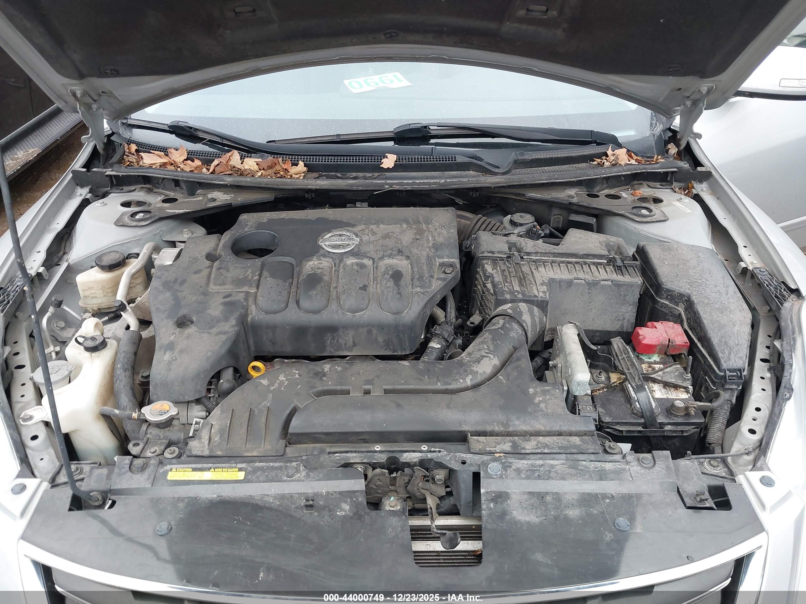 NISSAN ALTIMA image 10