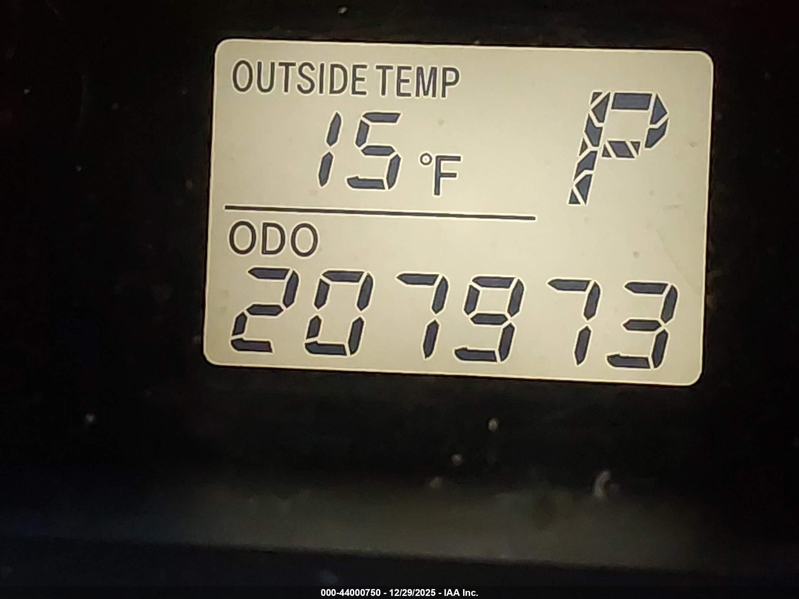 TOYOTA MATRIX image 7